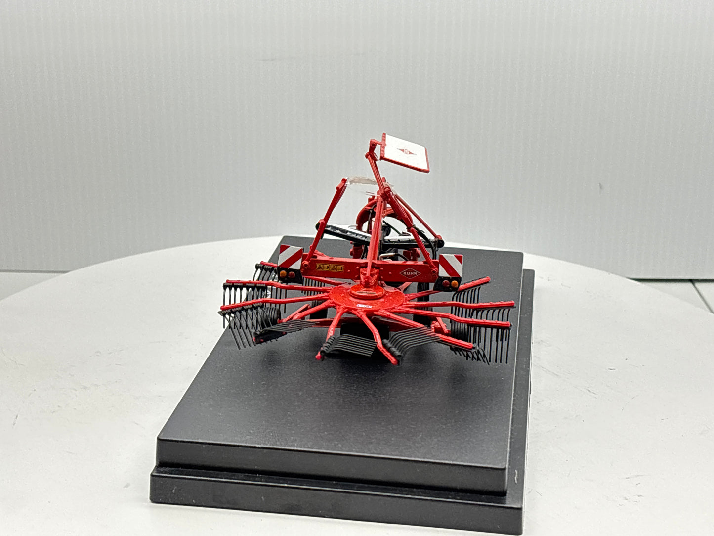 1/32 Kuhn GA 4731