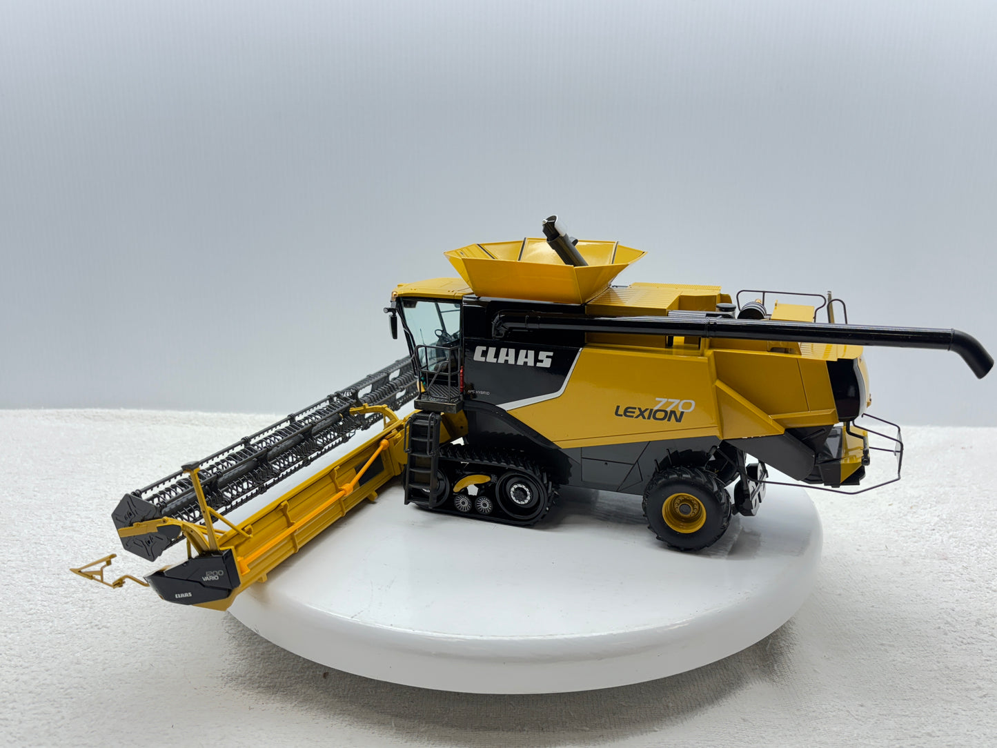 1/32 Lexion 770TT