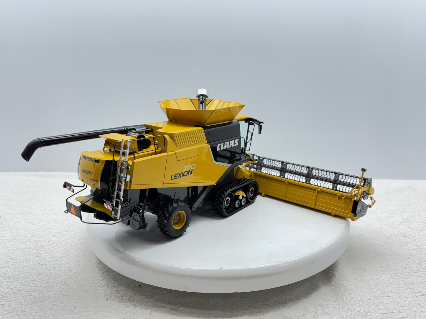 1/32 Lexion 770TT