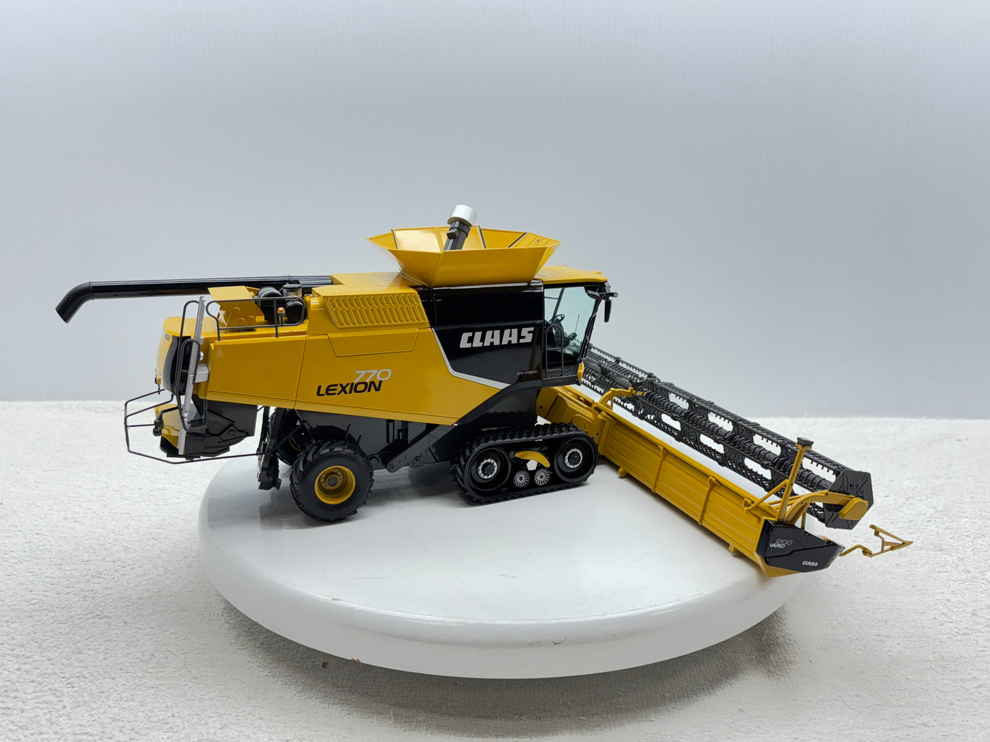 1/32 Lexion 770TT