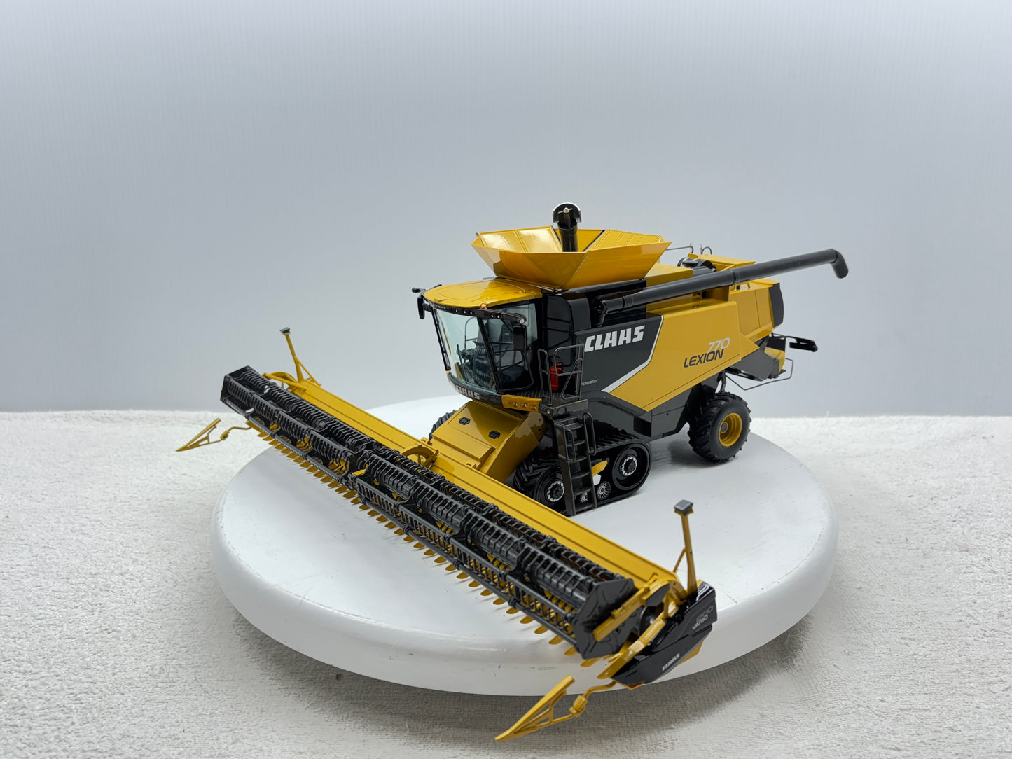 1/32 Lexion 770TT