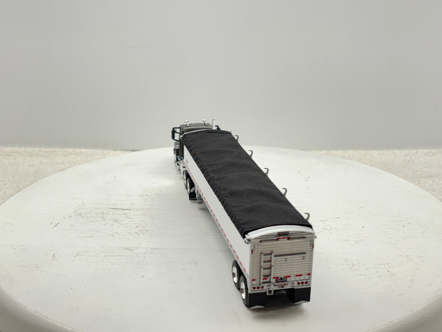 1/64 Mack Anthem Grey