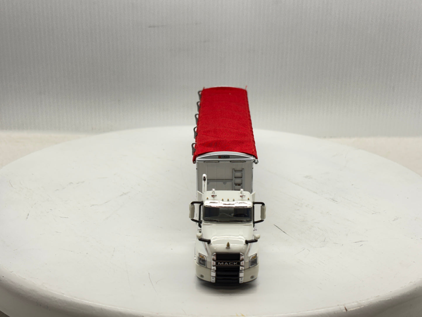 1/64 Mack Anthem White & Red