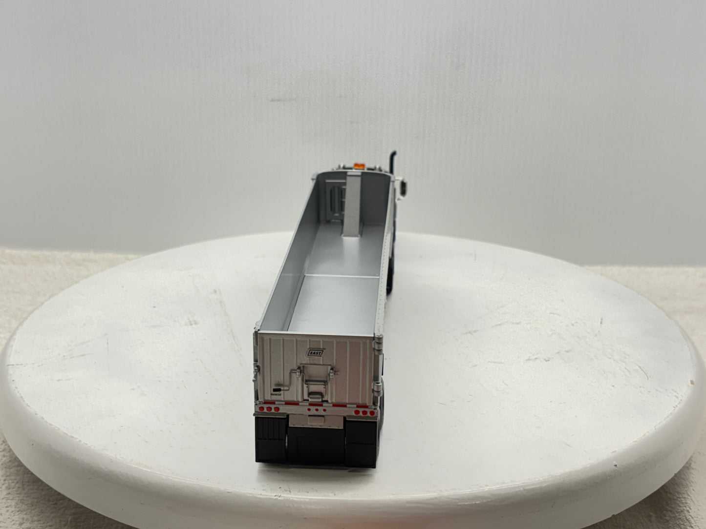 1/50 Mack Granite MP (Silver-Black)