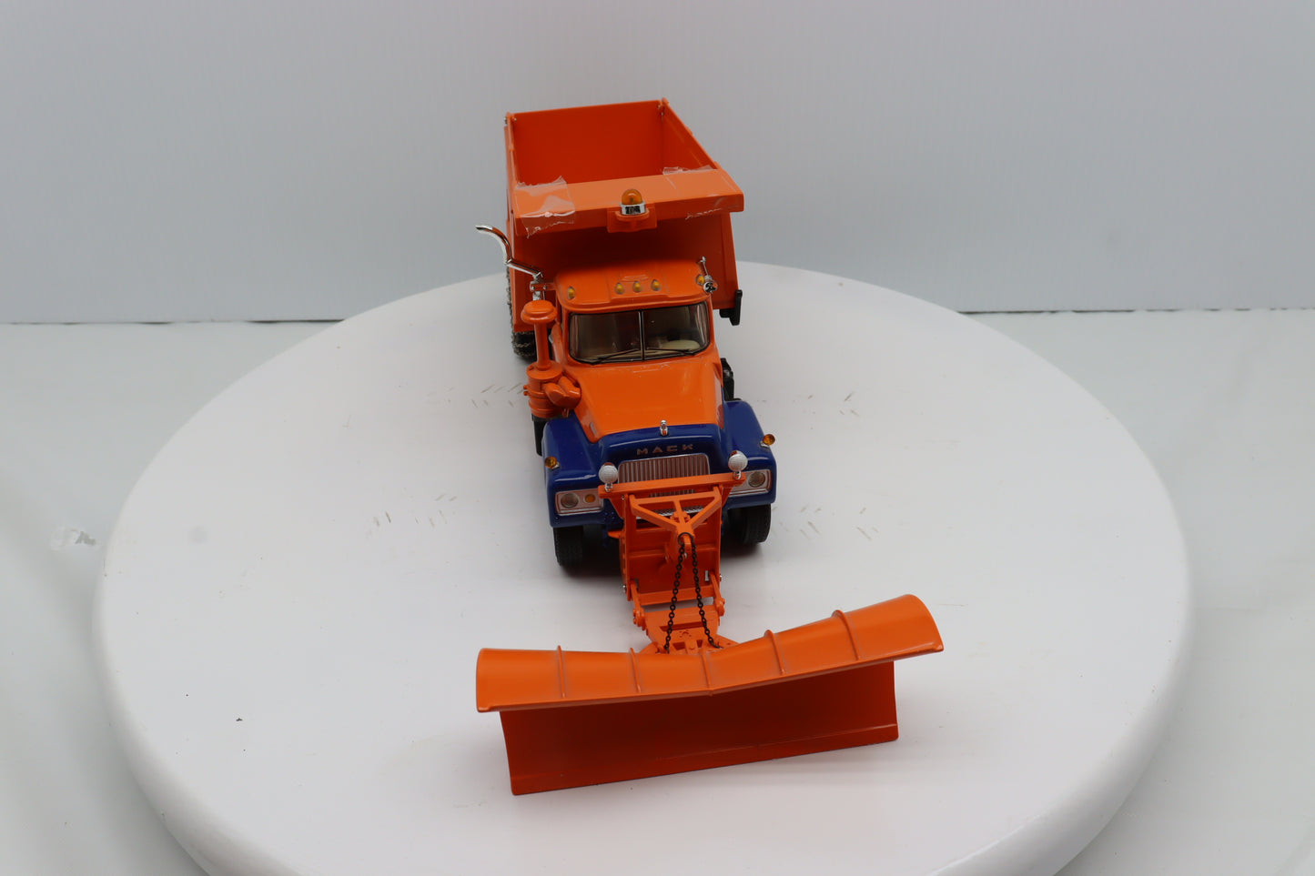 1/34 Mack R
