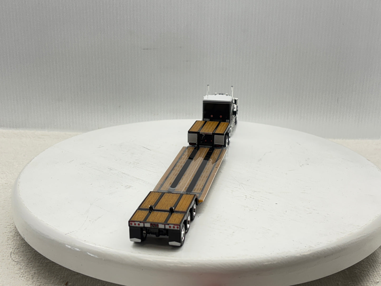 1/64 Mack Super-Liner 60'' Flat top