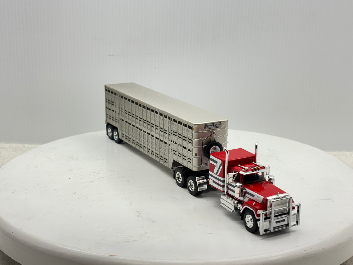 1/64 Mack Super-Liner Midroof