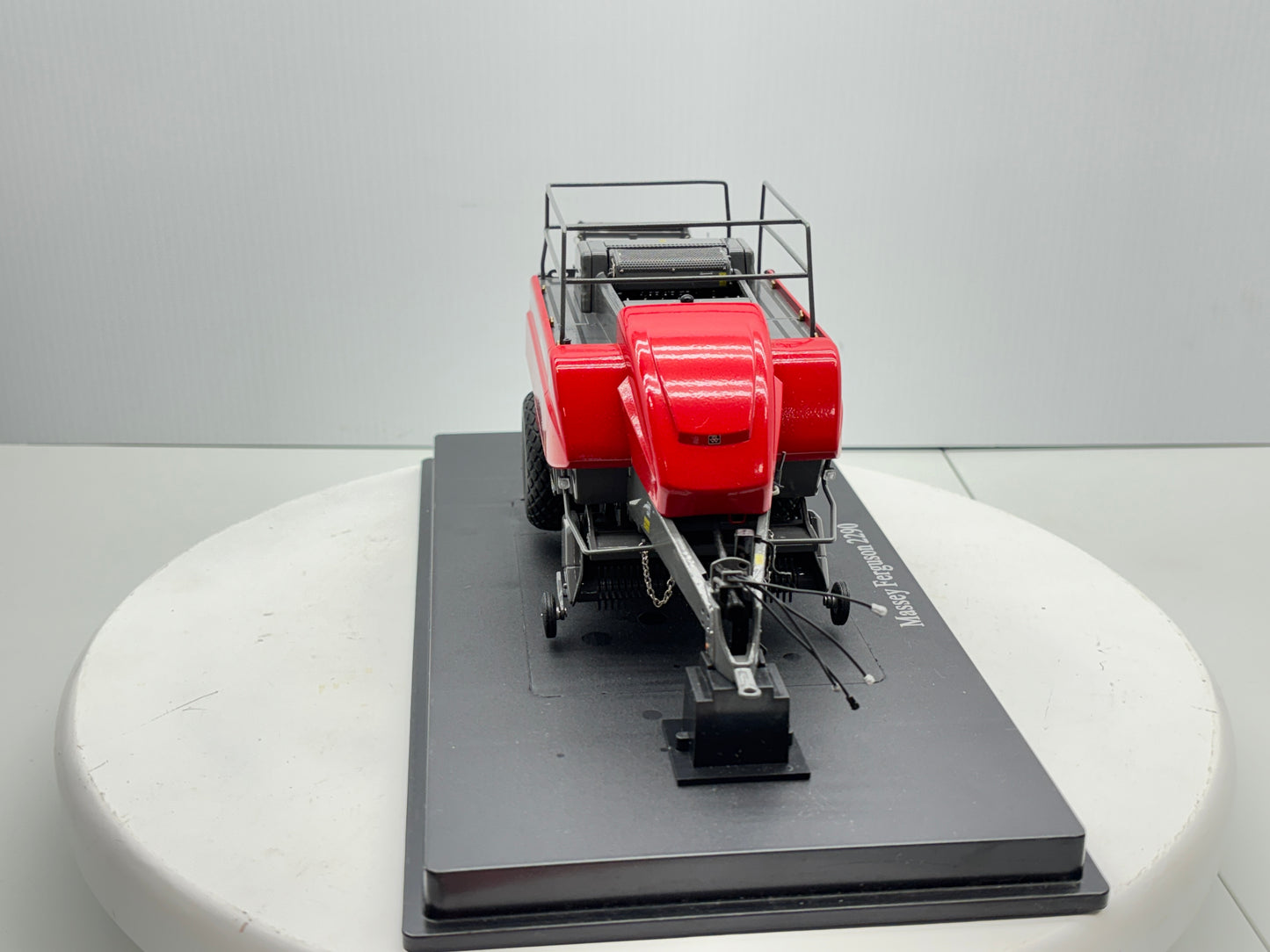 1/32 Massey Ferguson 2290