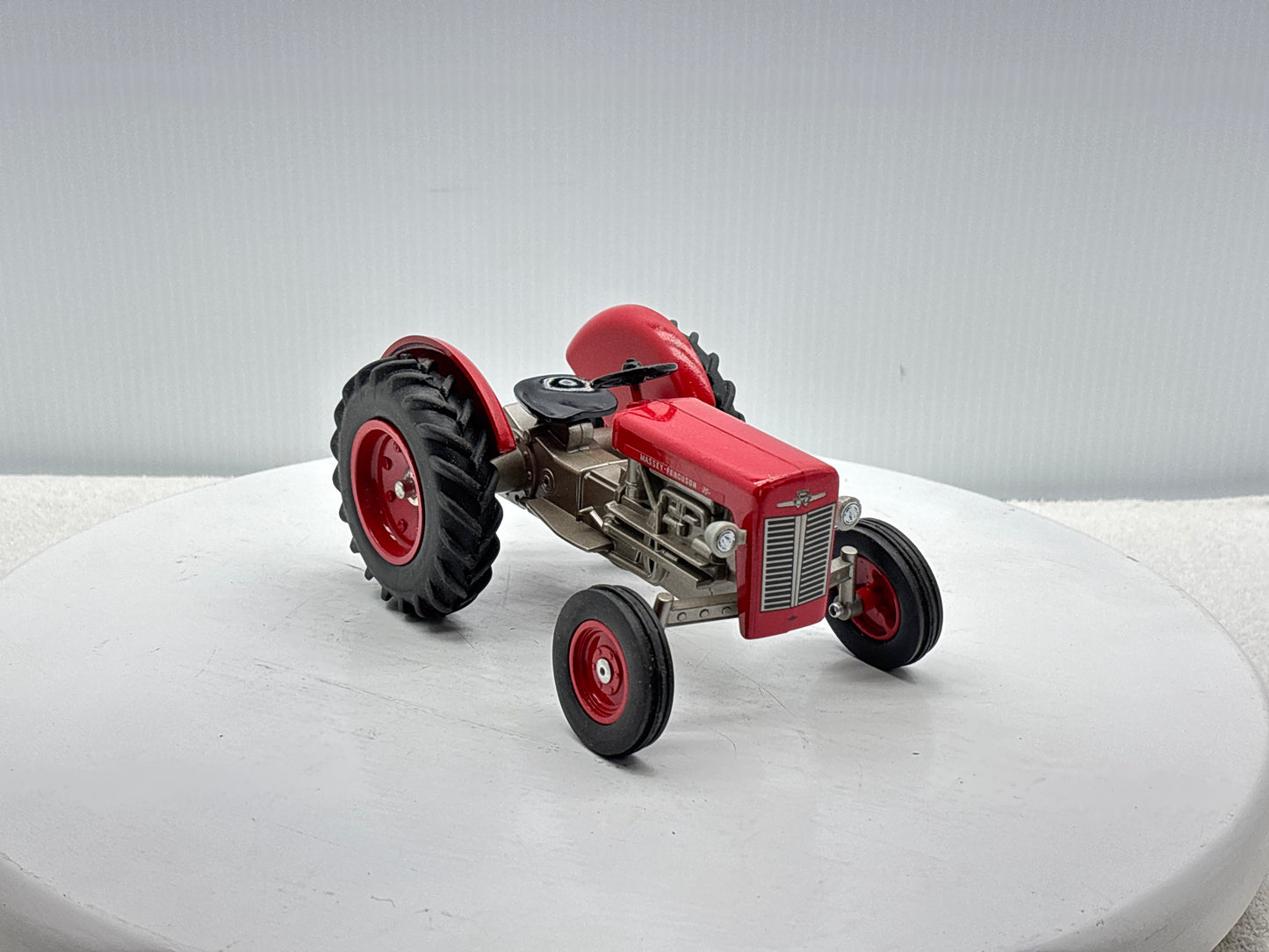 1/16 Massey Ferguson 35 Collectors Edition