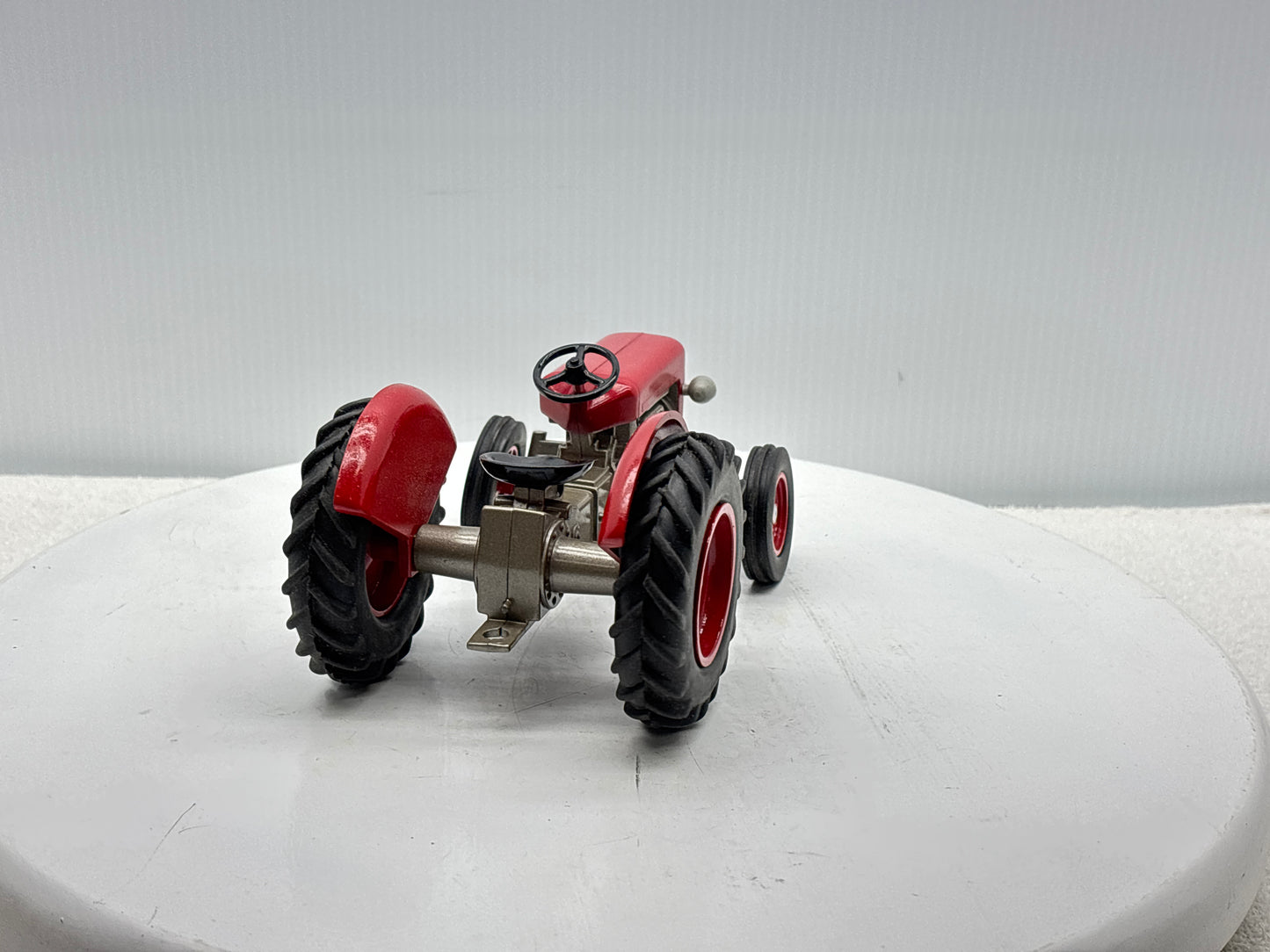 1/16 Massey Ferguson 35 Collectors Edition
