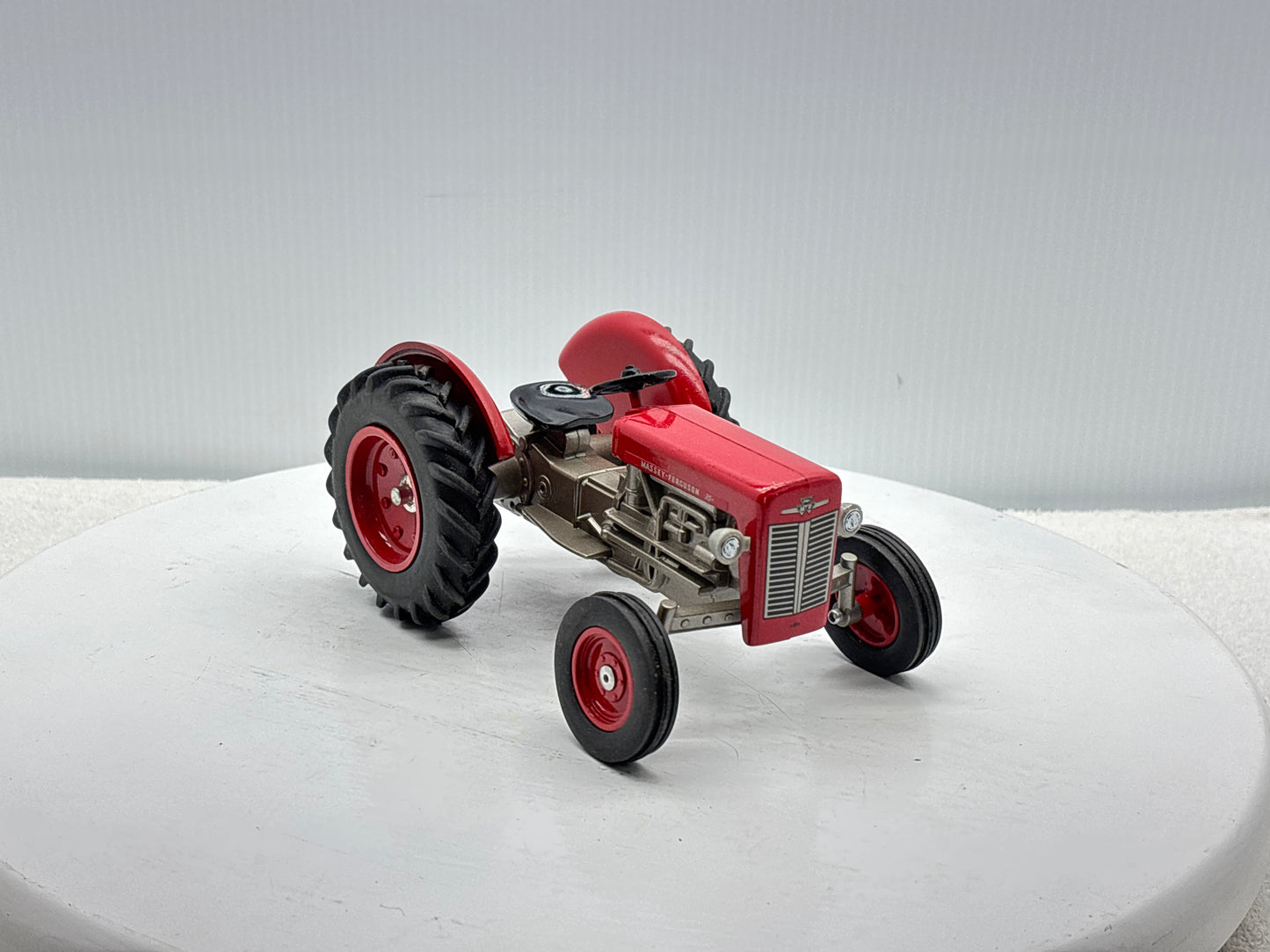 1/16 Massey Ferguson 35 Collectors Edition
