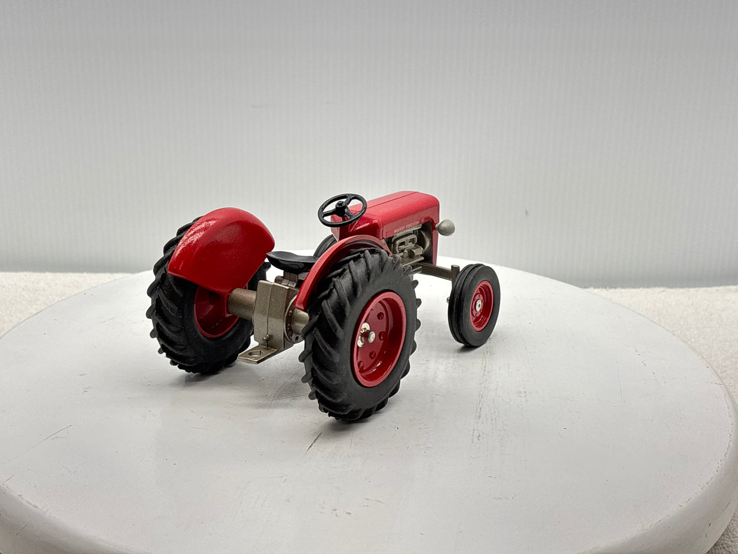 1/16 Massey Ferguson 35 Collectors Edition