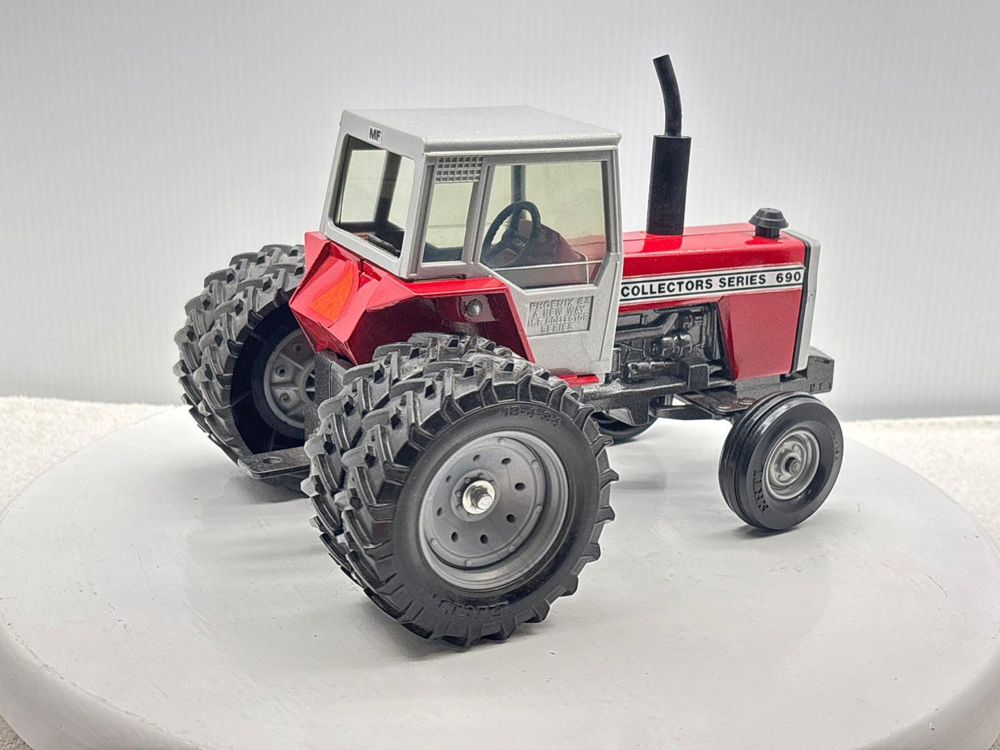 1/20 Massey Ferguson 690