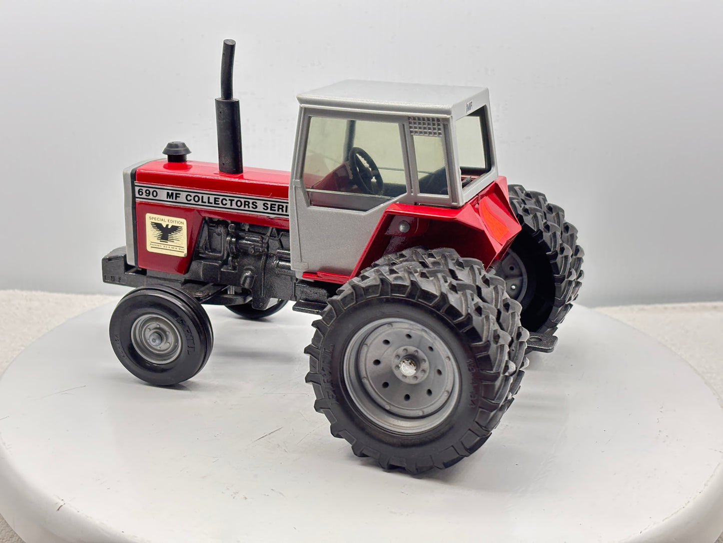 1/20 Massey Ferguson 690