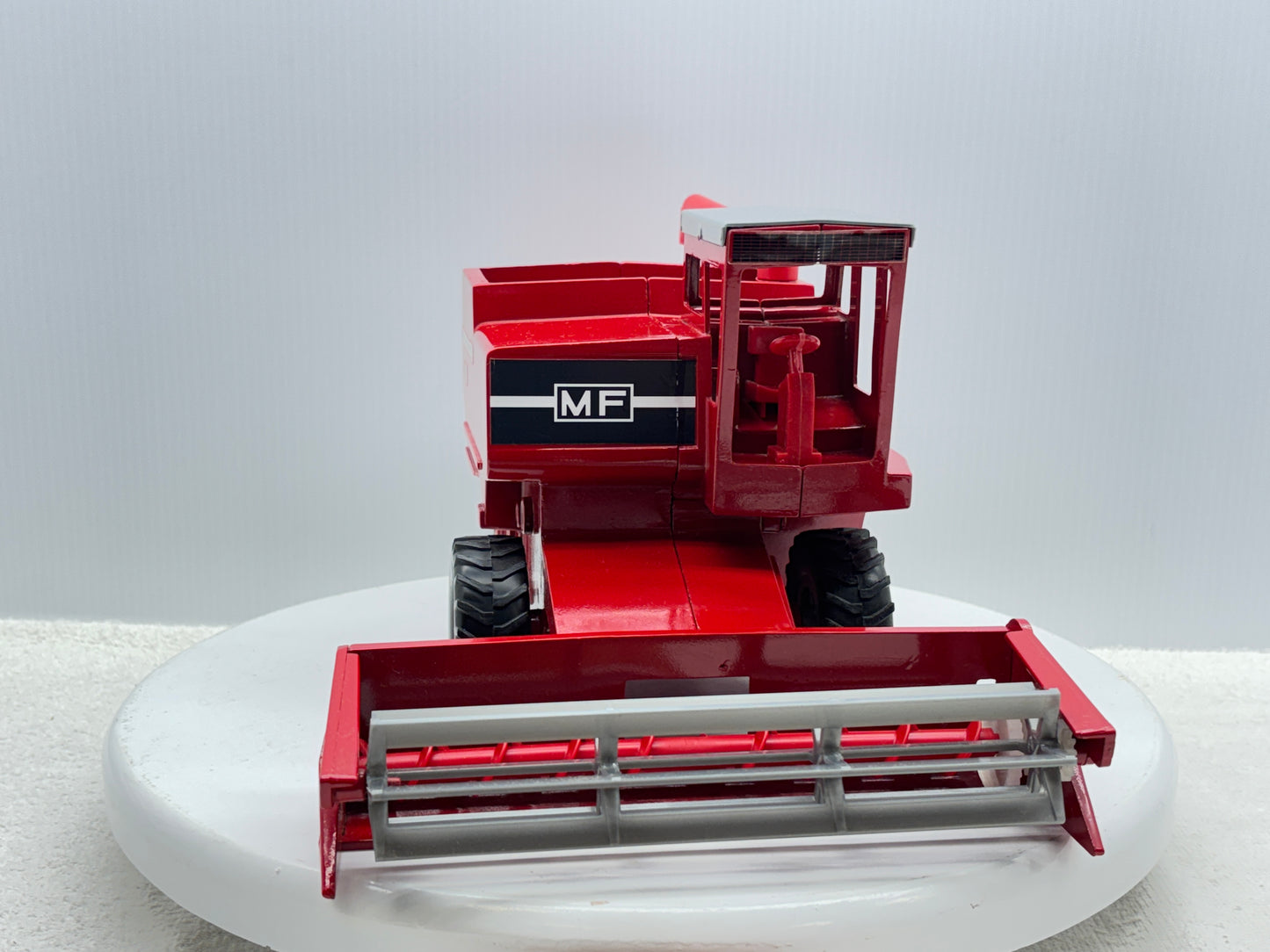 1/20 Massey Ferguson 860