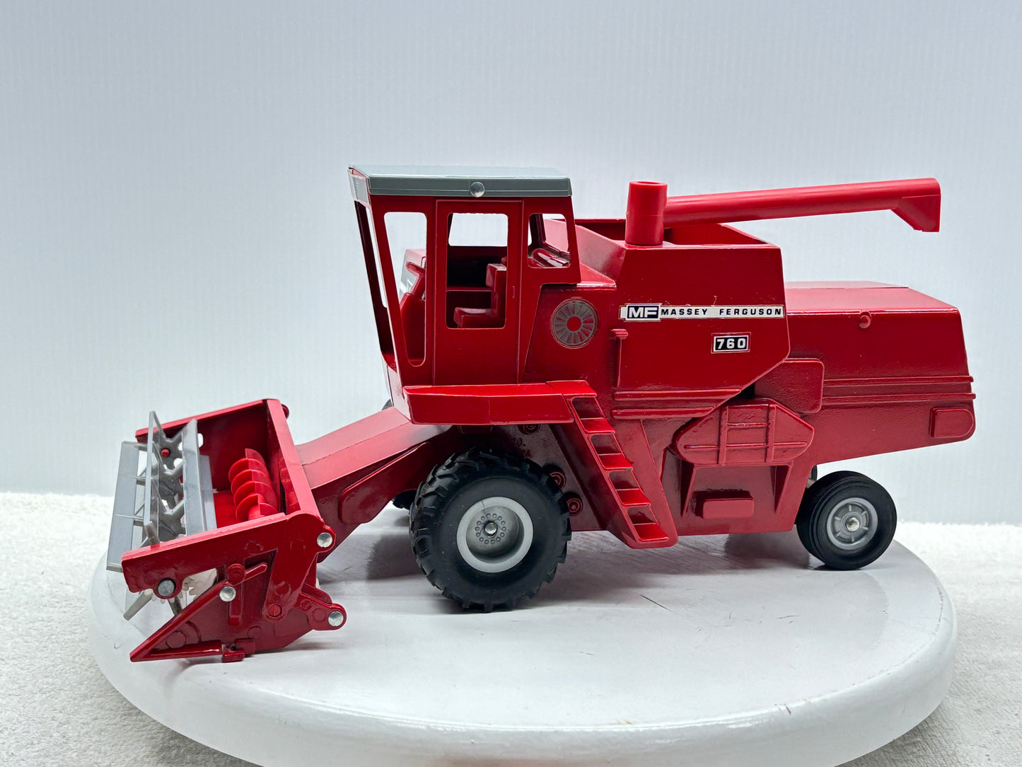 1/20 Massey Ferguson 860