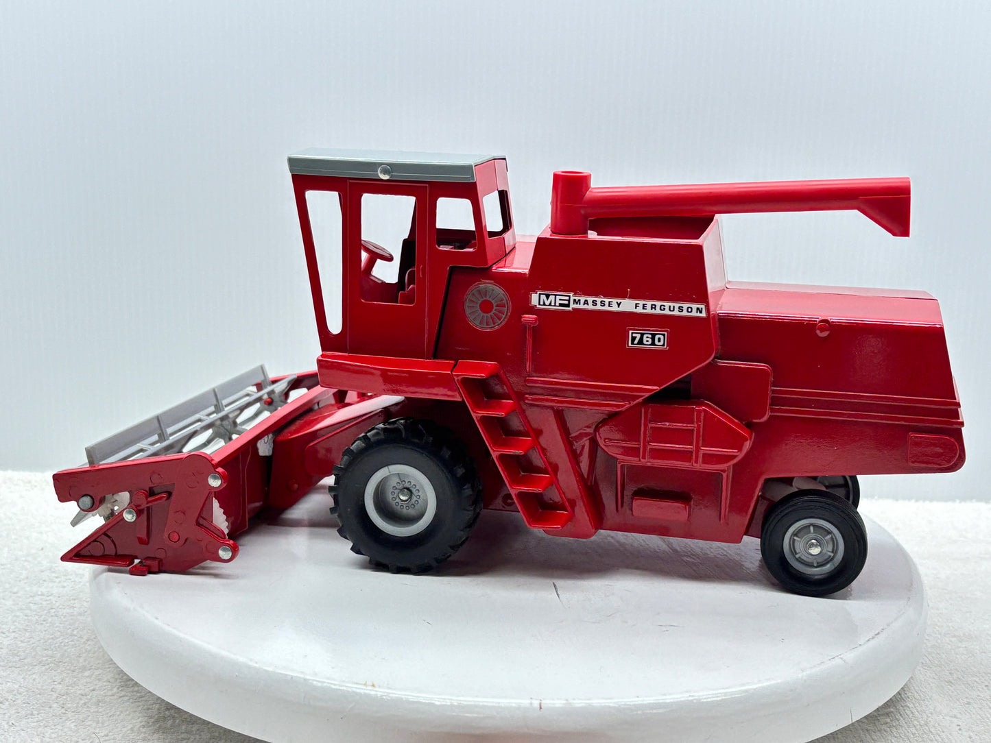 1/20 Massey Ferguson 860