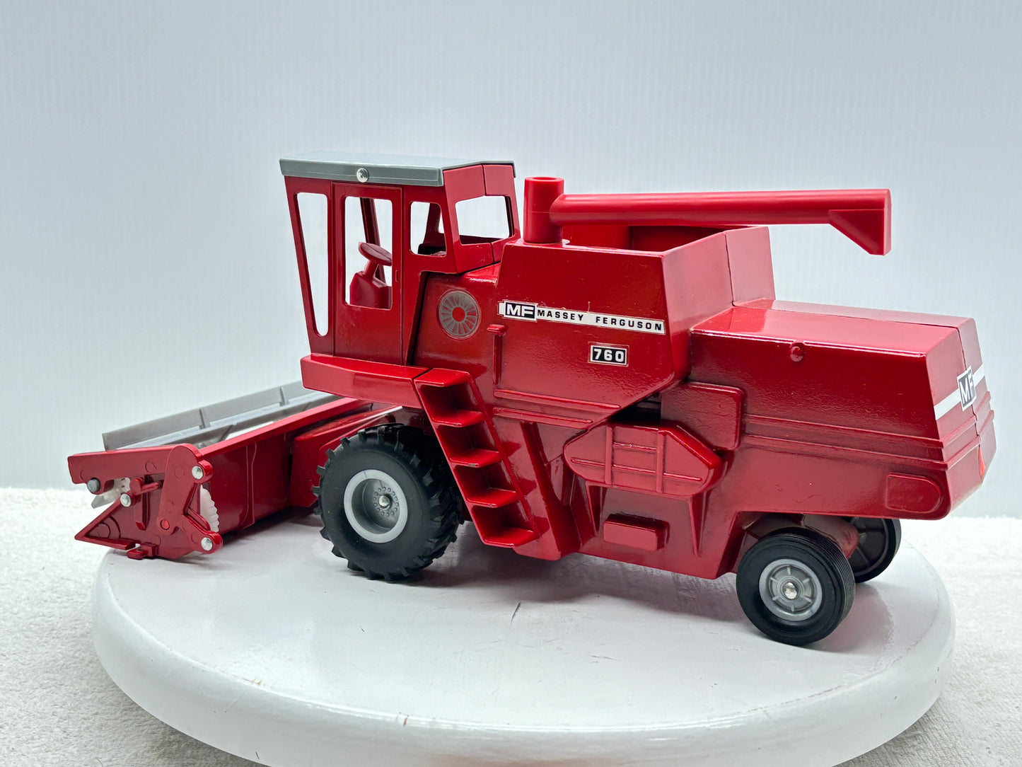1/20 Massey Ferguson 860
