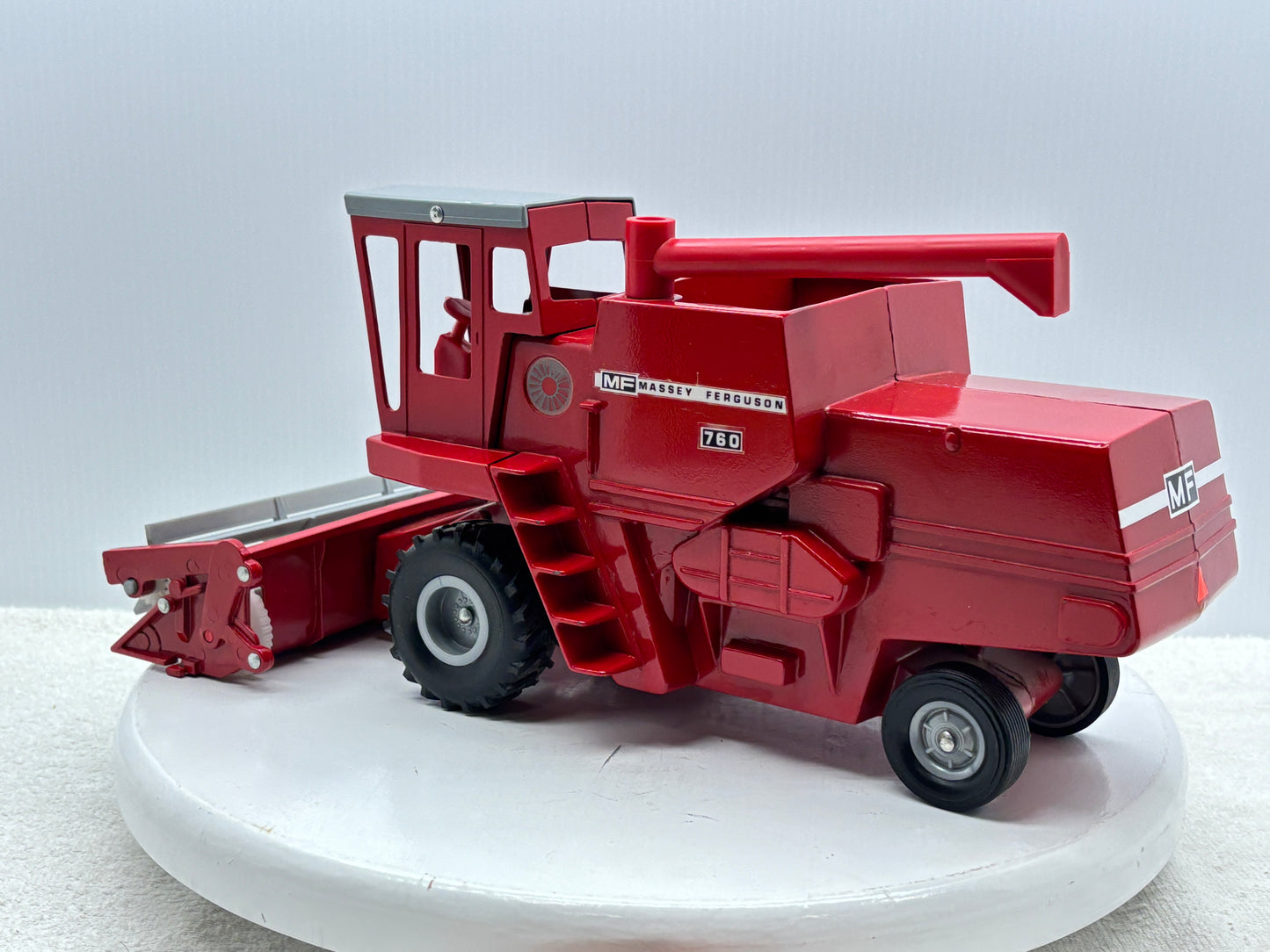 1/20 Massey Ferguson 860