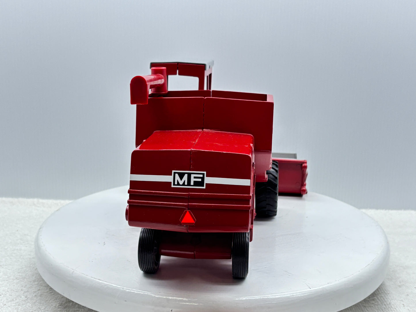 1/20 Massey Ferguson 860