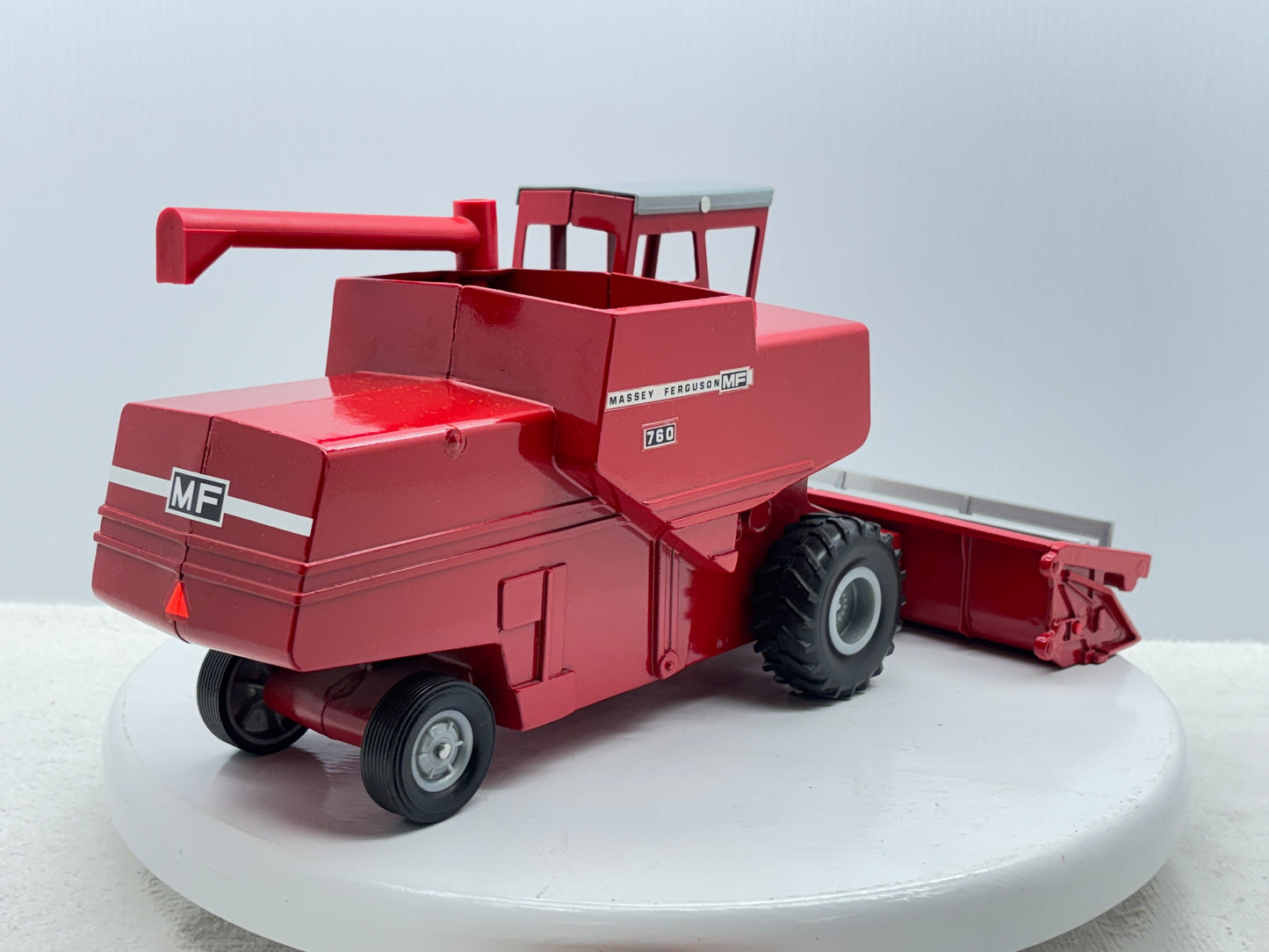 1/20 Massey Ferguson 860