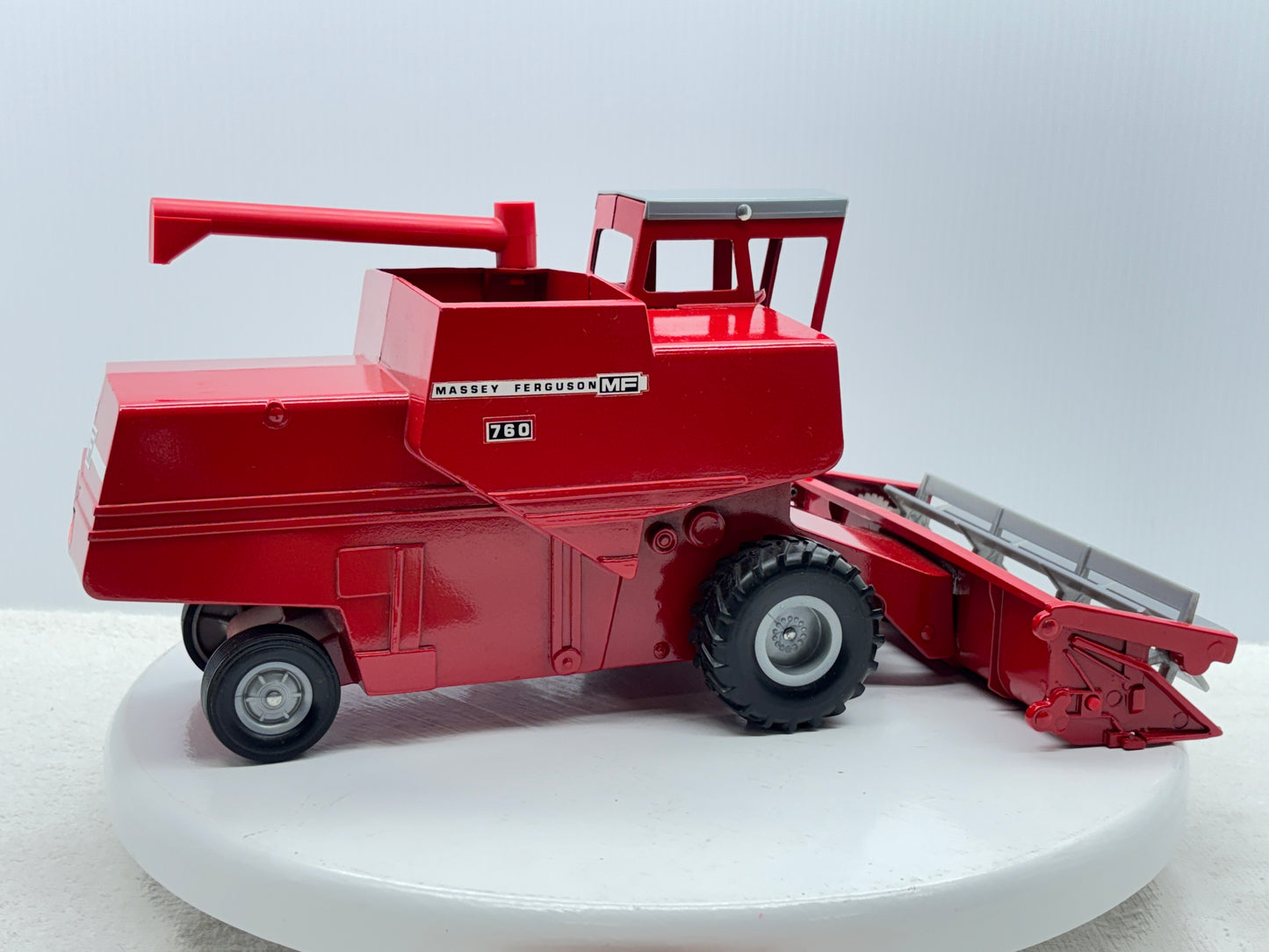 1/20 Massey Ferguson 860