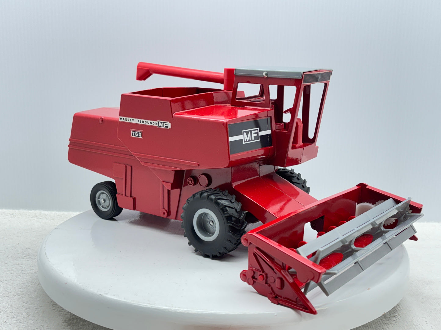 1/20 Massey Ferguson 860