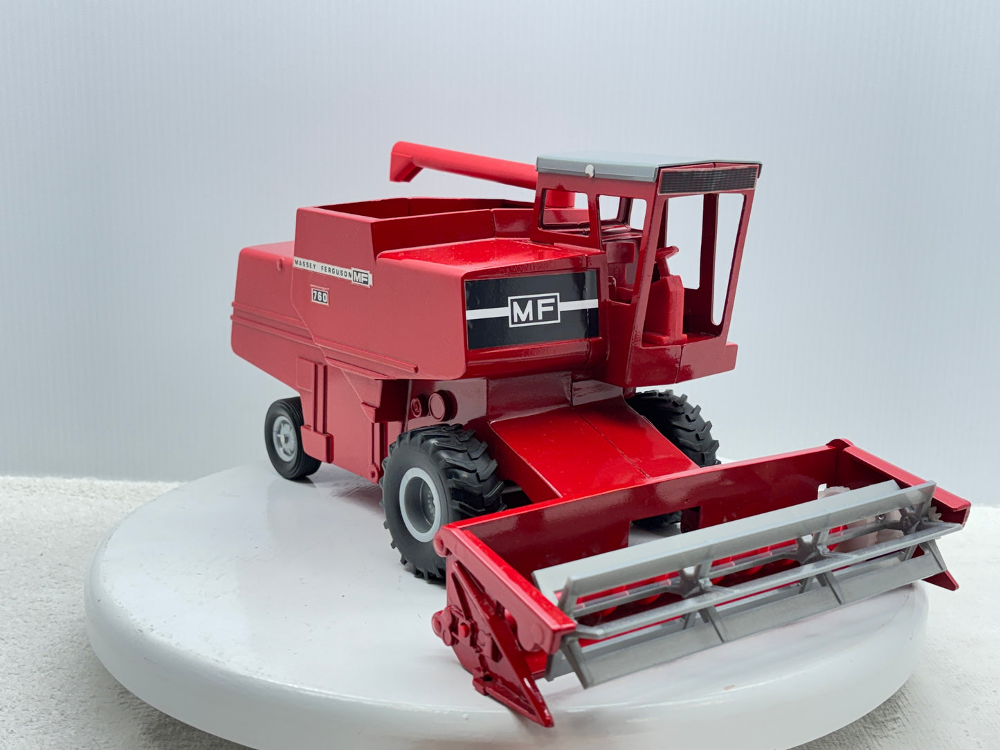 1/20 Massey Ferguson 860