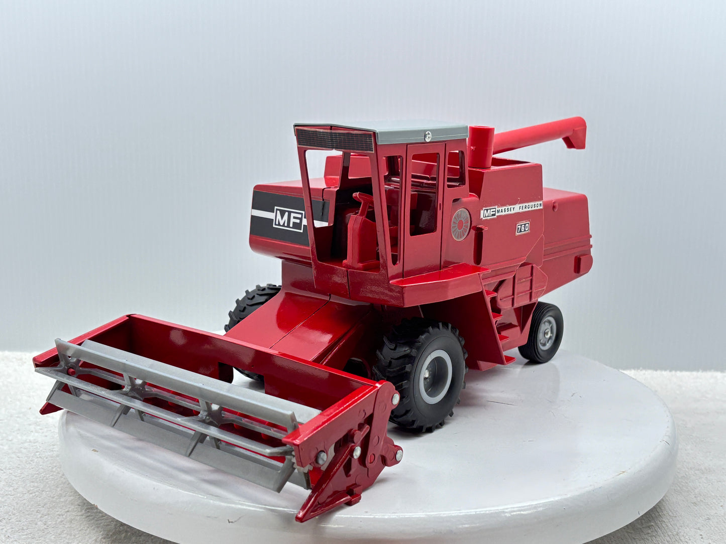 1/20 Massey Ferguson 860