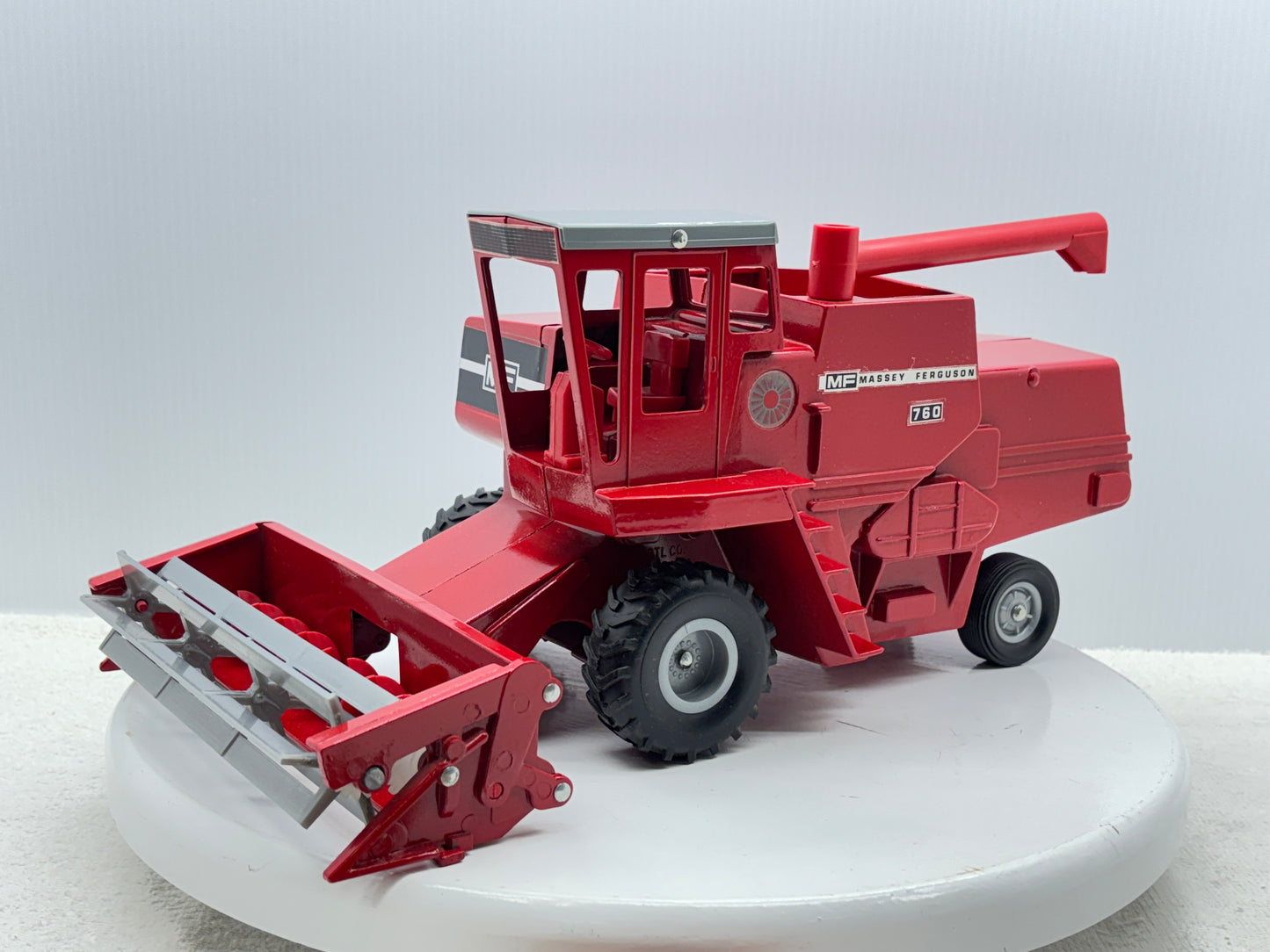 1/20 Massey Ferguson 860