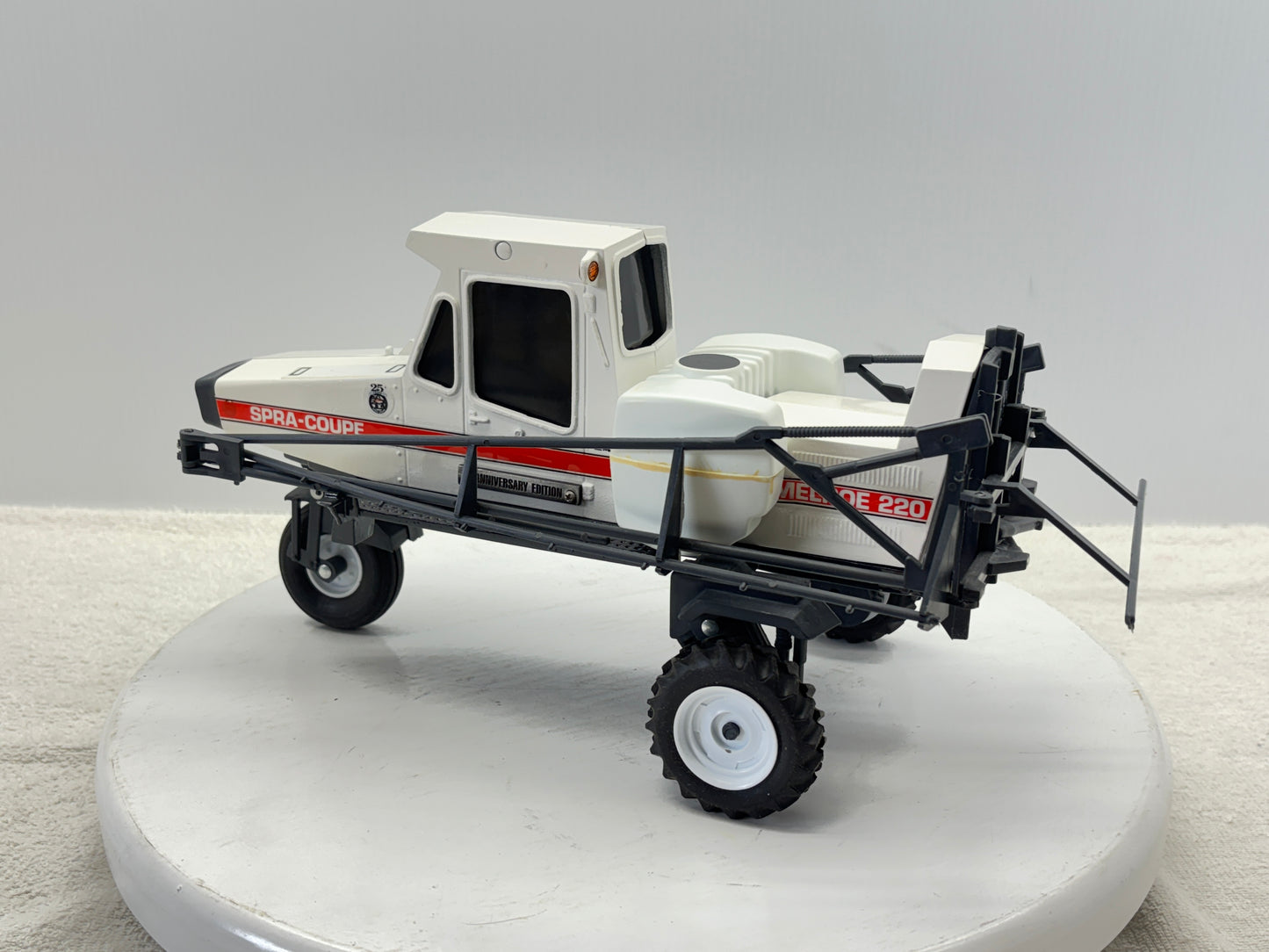 1/16 Melroe Spra-Coupe 220