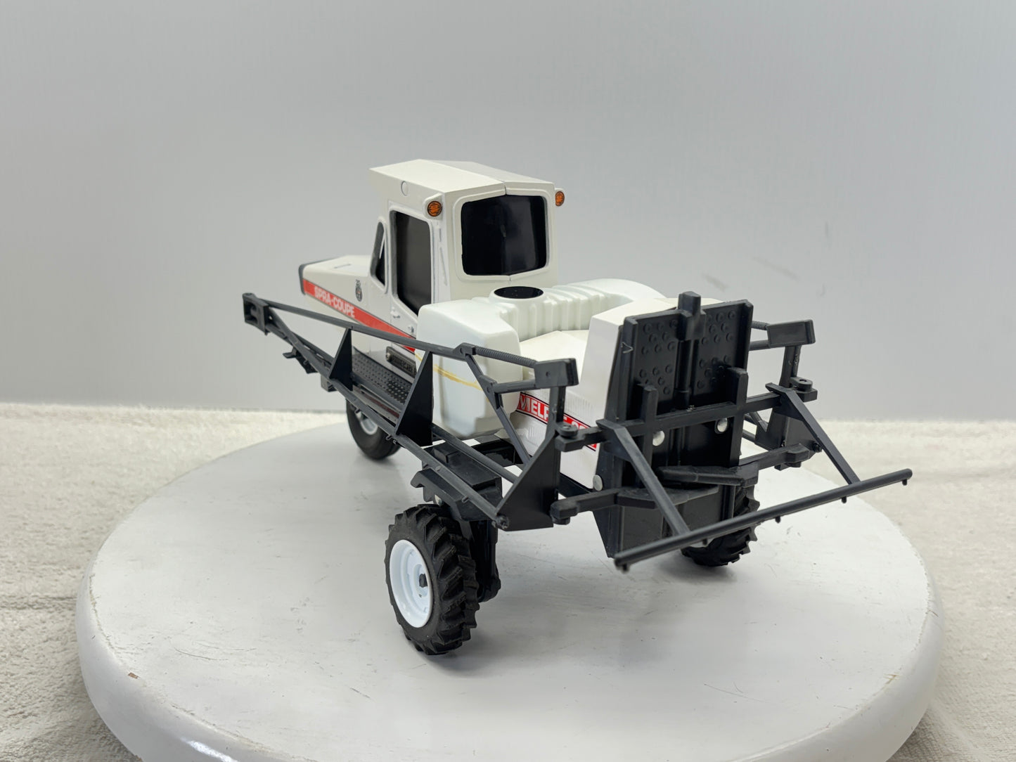 1/16 Melroe Spra-Coupe 220