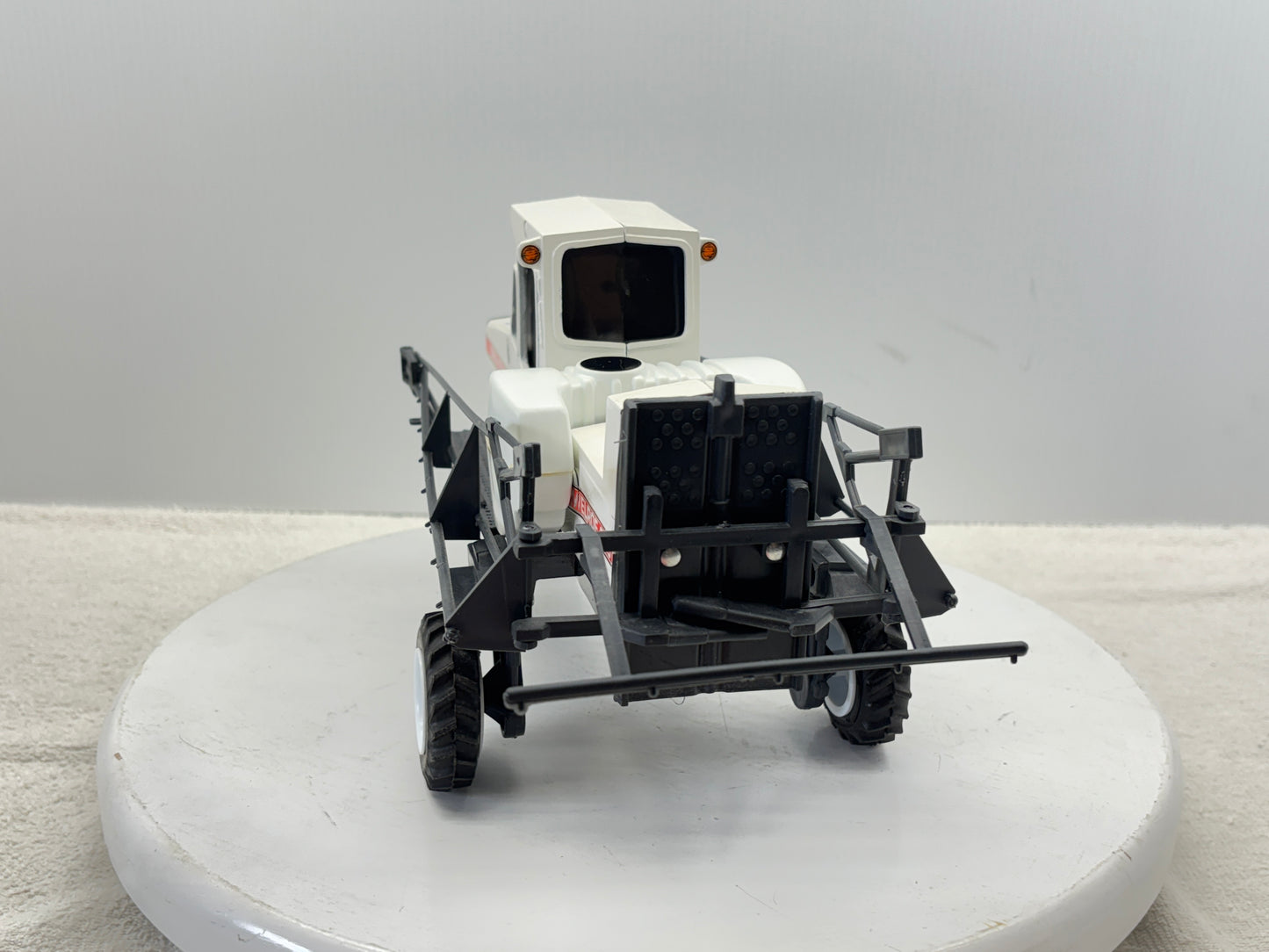 1/16 Melroe Spra-Coupe 220