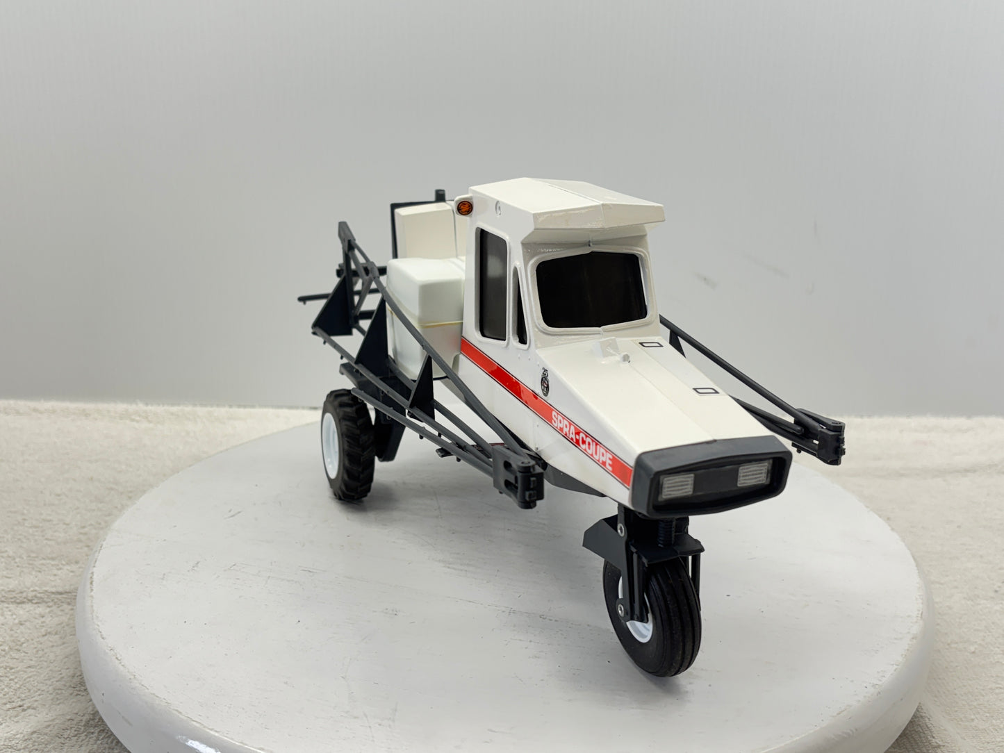 1/16 Melroe Spra-Coupe 220