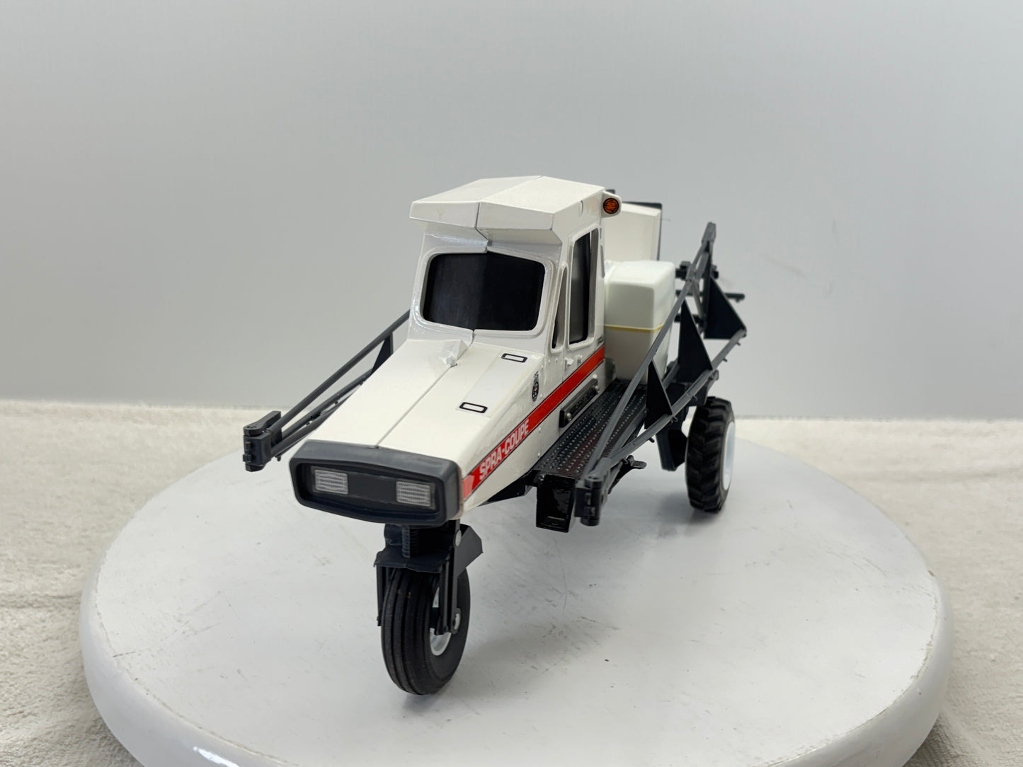 1/16 Melroe Spra-Coupe 220