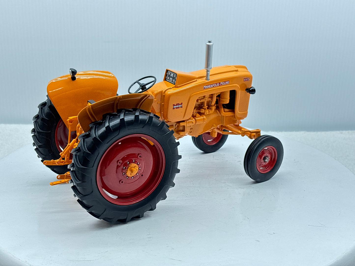 1/16 Minneapolis-Moline 445 Gas