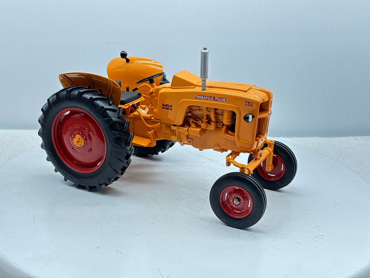 1/16 Minneapolis-Moline 445 Gas