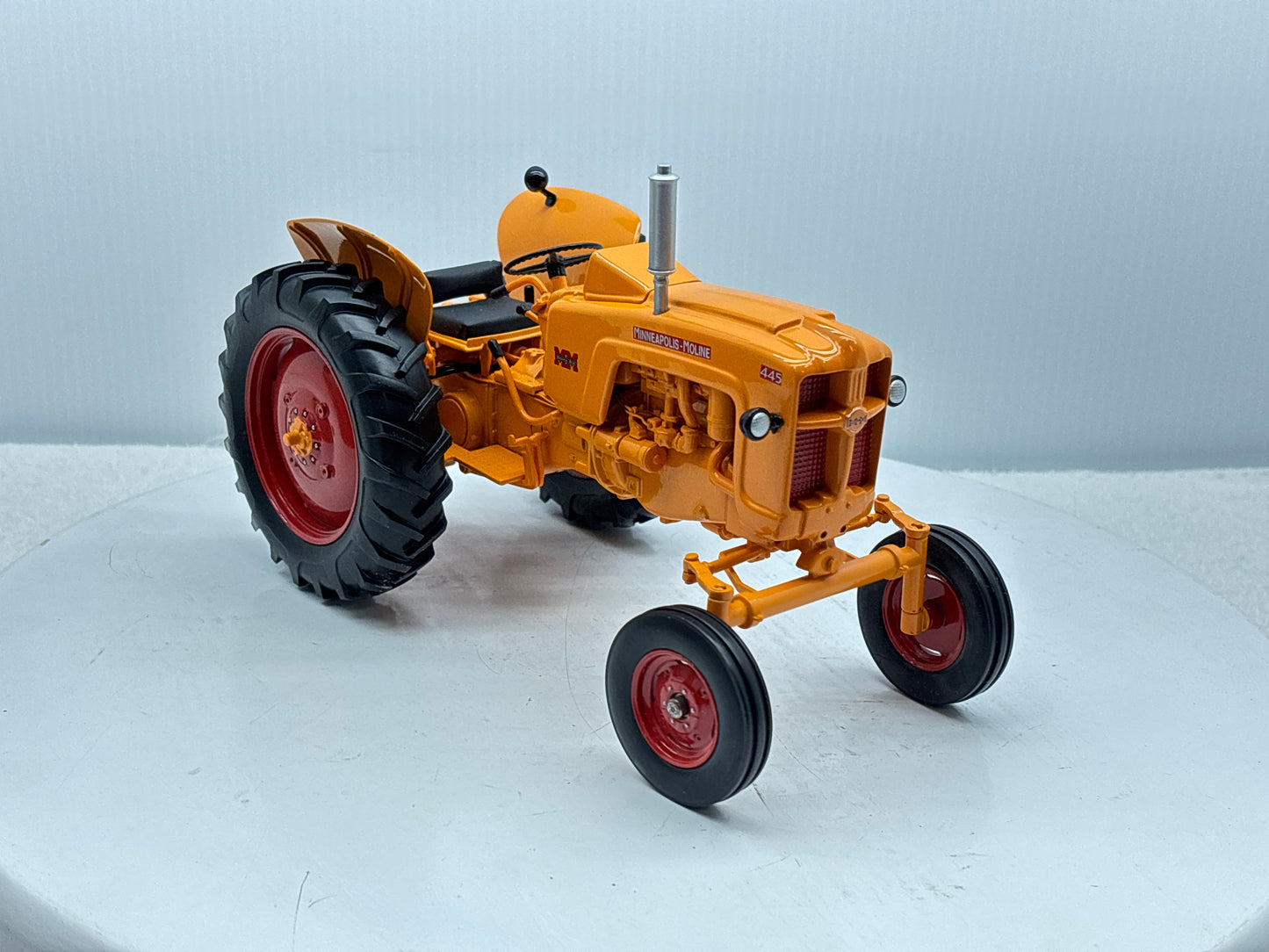 1/16 Minneapolis-Moline 445 Gas
