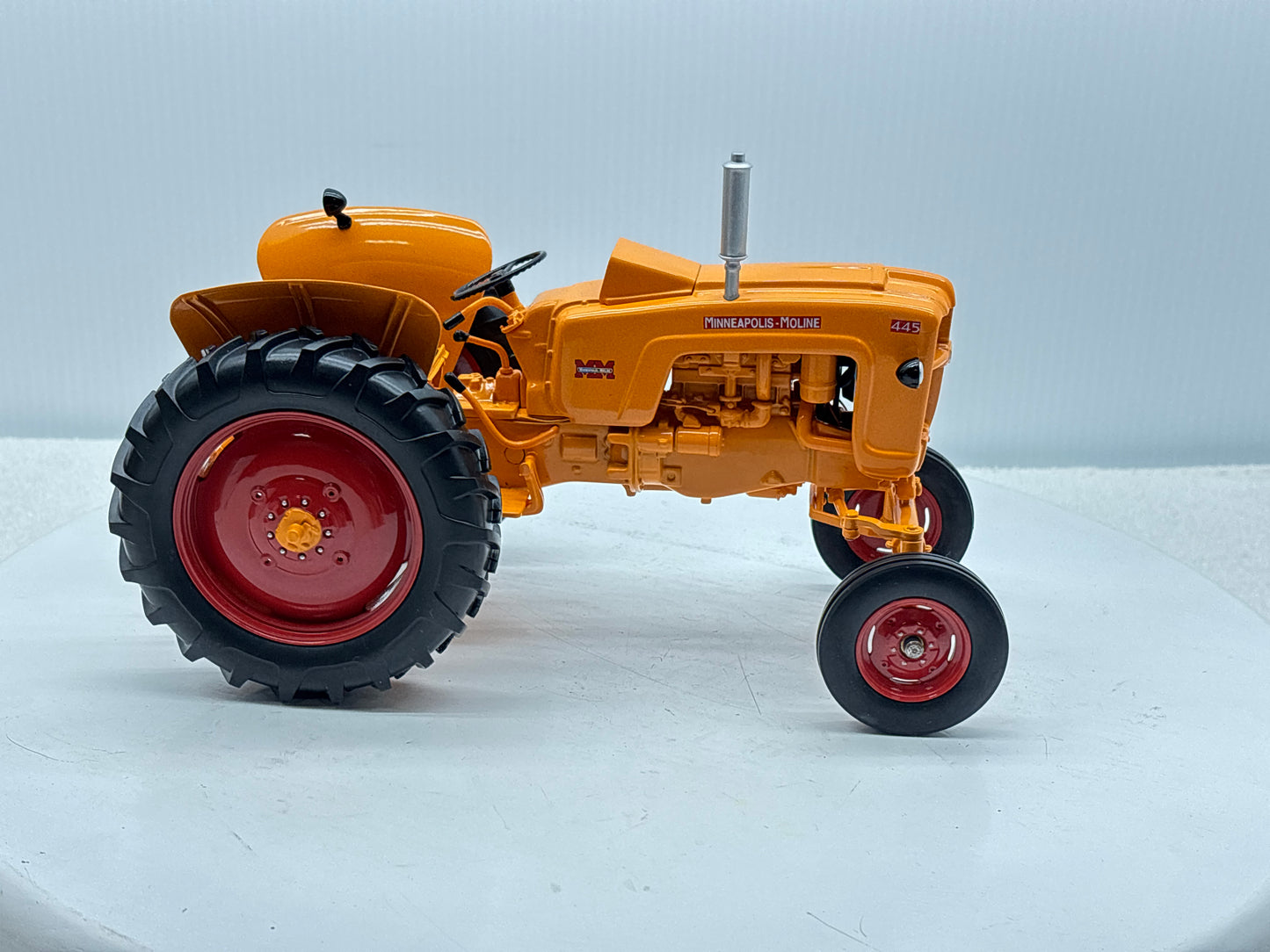 1/16 Minneapolis-Moline 445 Gas