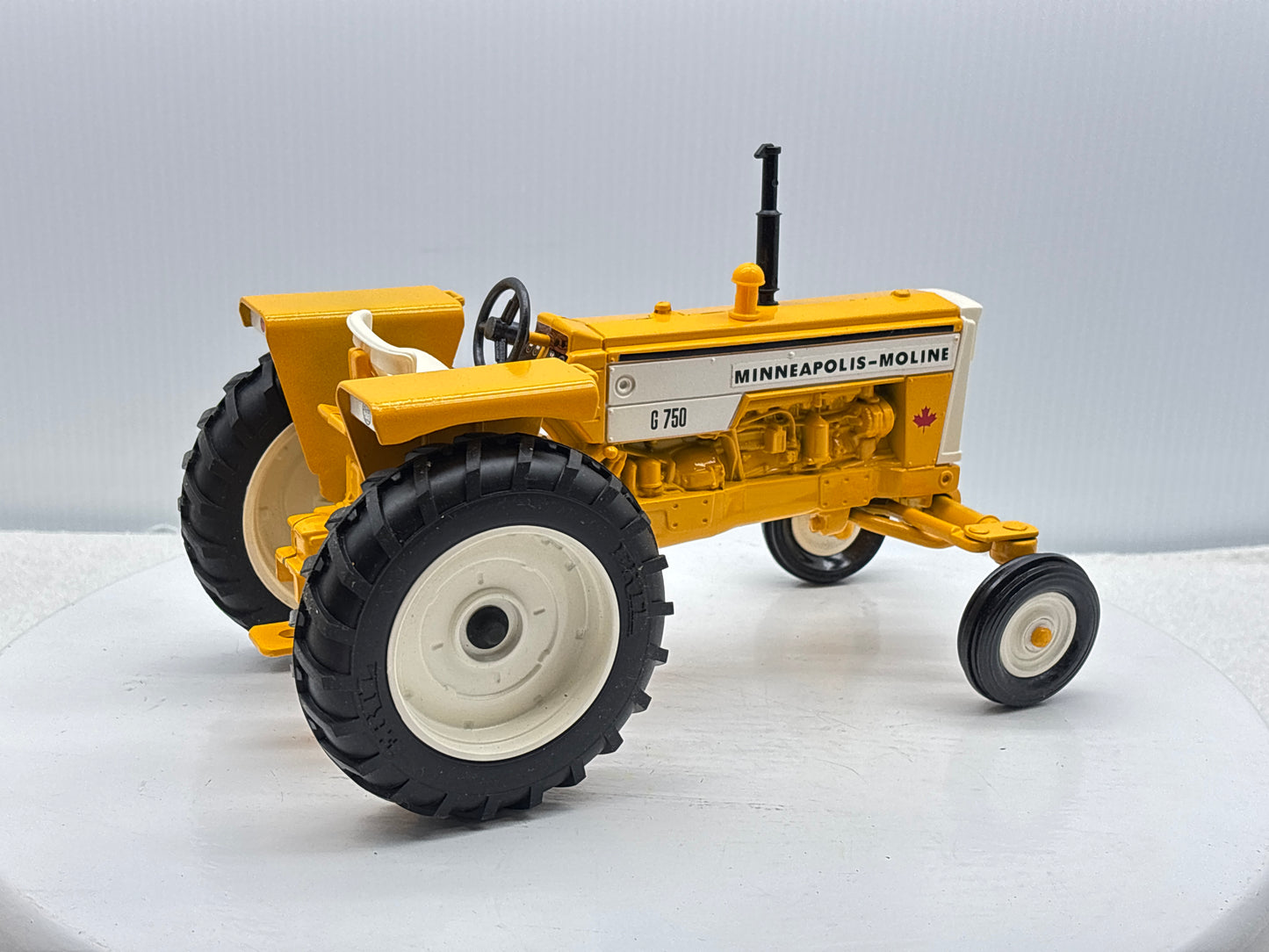 1/16 Minneapolis-Moline G-750 C.I.F.E.S.