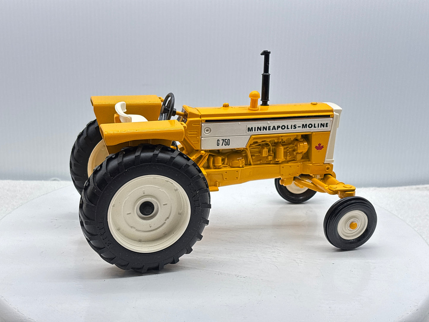 1/16 Minneapolis-Moline G-750 C.I.F.E.S.