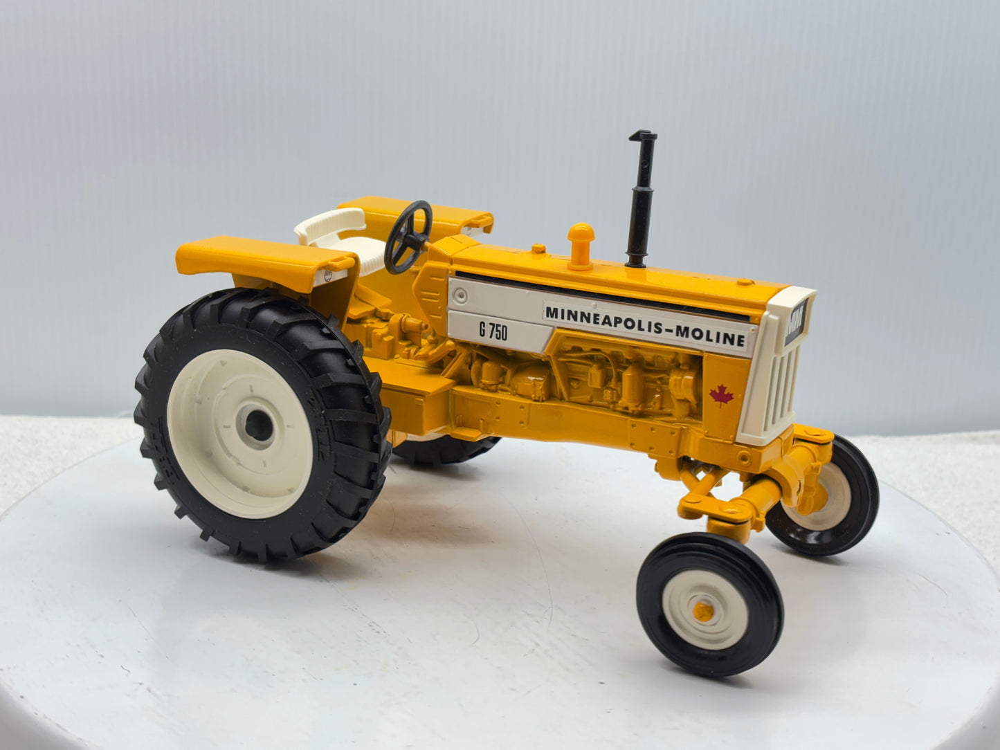 1/16 Minneapolis-Moline G-750 C.I.F.E.S.
