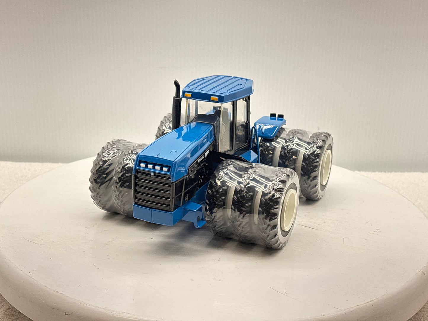 1/32 New Holland 9882 Collectors Edition