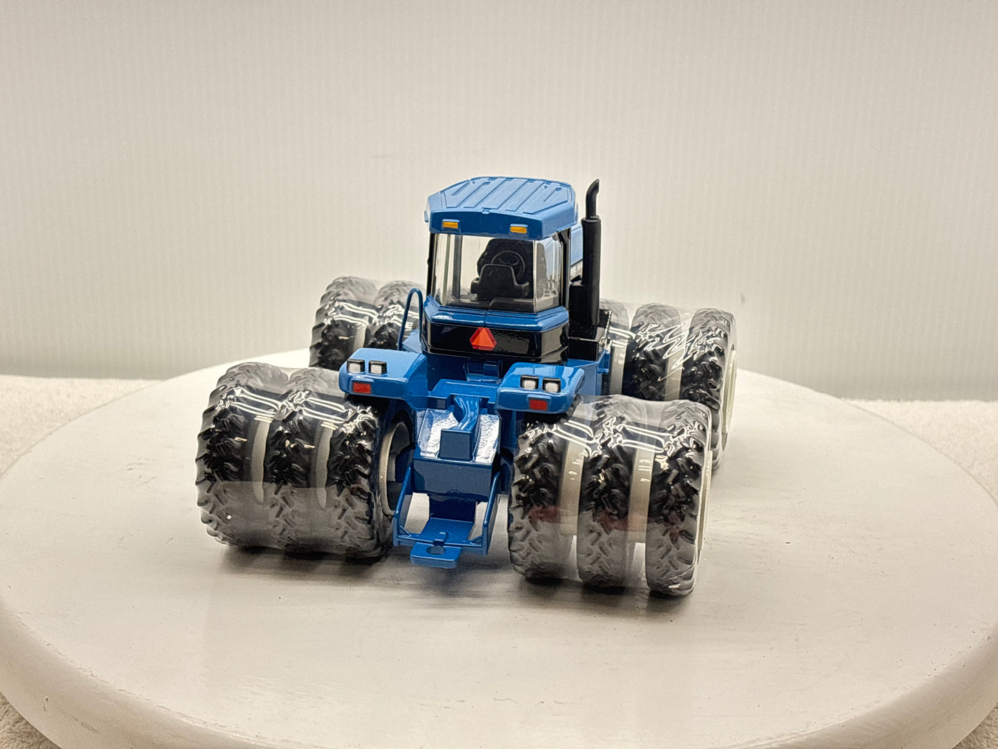 1/32 New Holland 9882 Collectors Edition