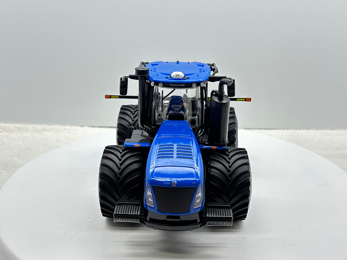 1/32 New Holland T9.700 LSW