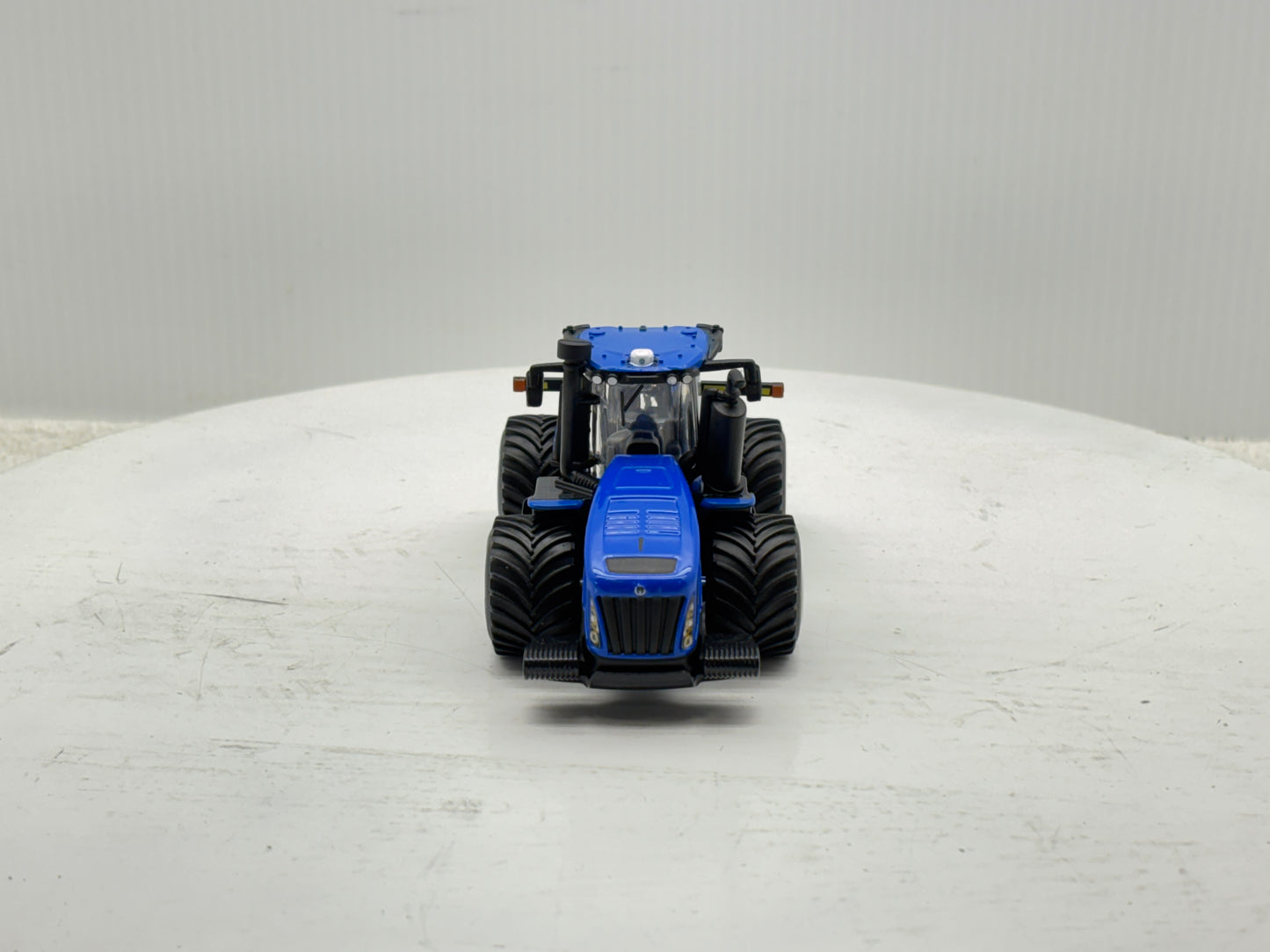 1/64 New Holland T9.700 PLM Prestige