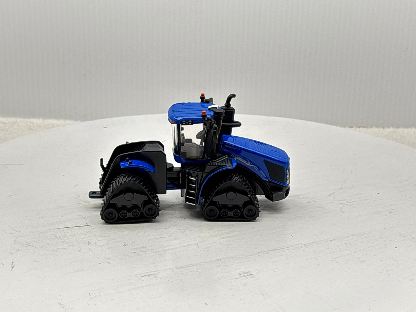 1/64 New Holland T9.700 SmartTrax
