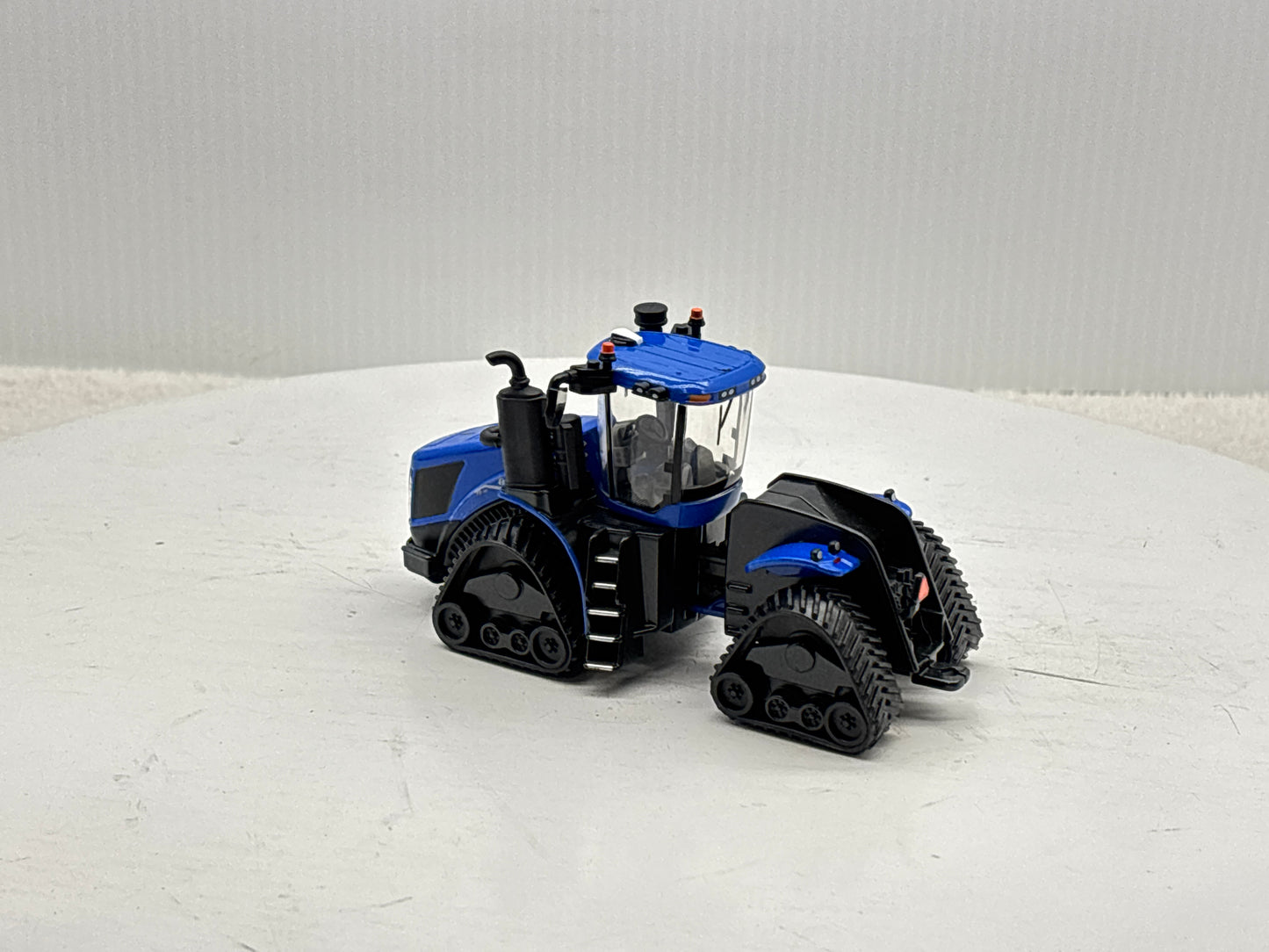 1/64 New Holland T9.700 SmartTrax