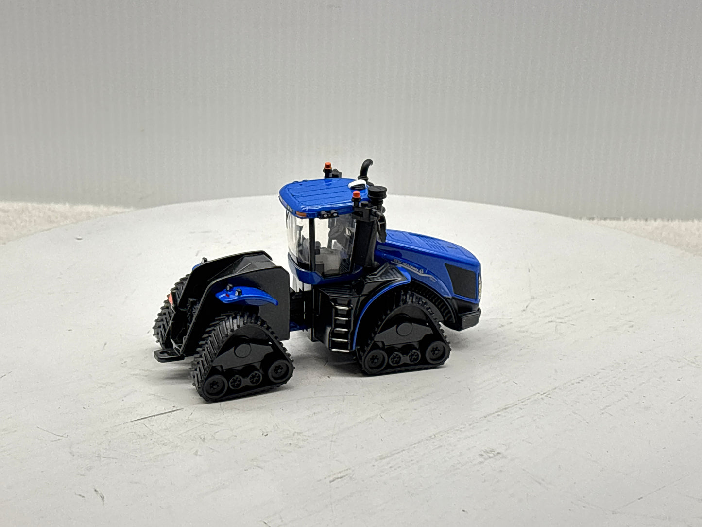 1/64 New Holland T9.700 SmartTrax