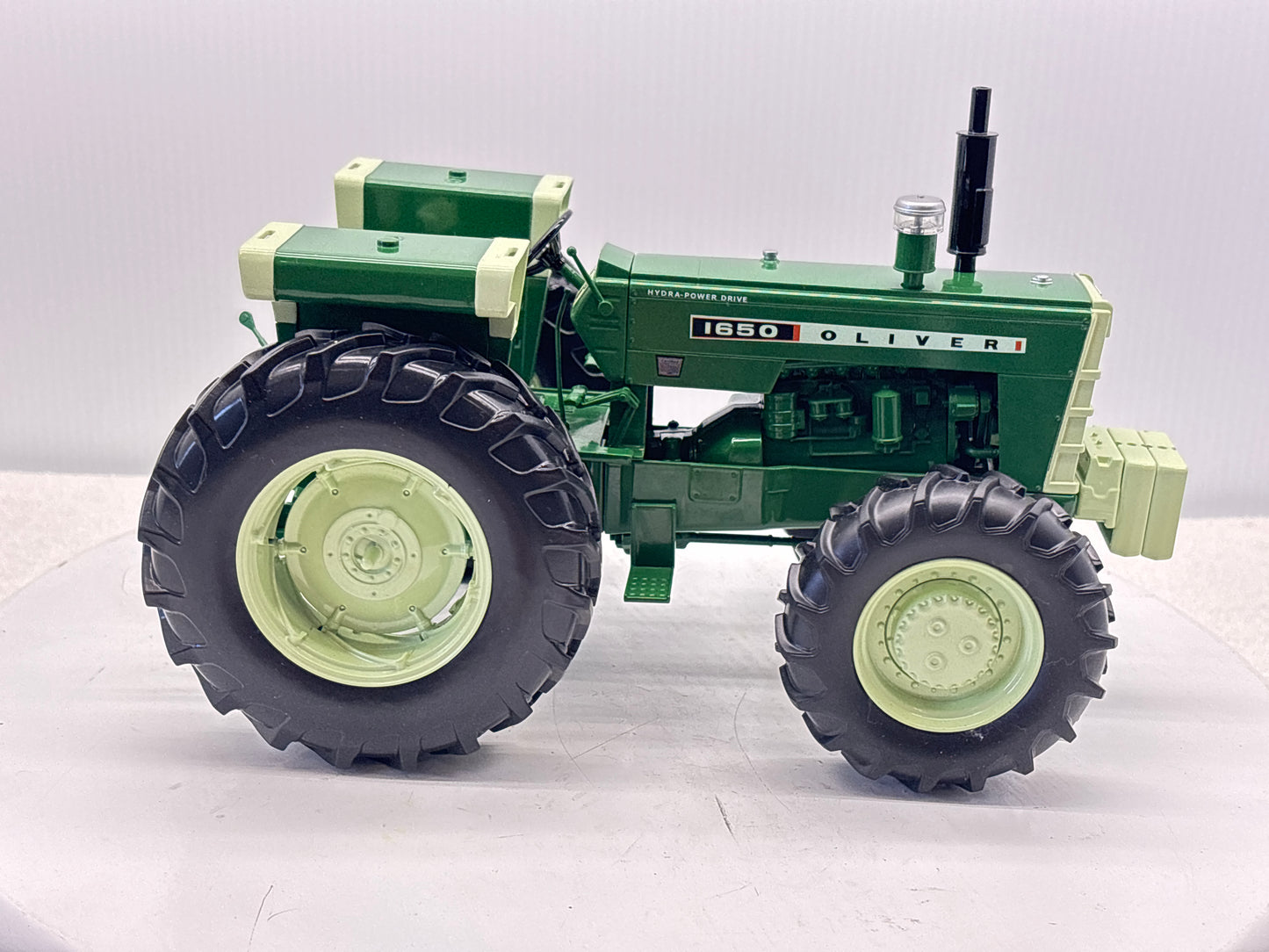 1/16 Oliver 1650 FWA